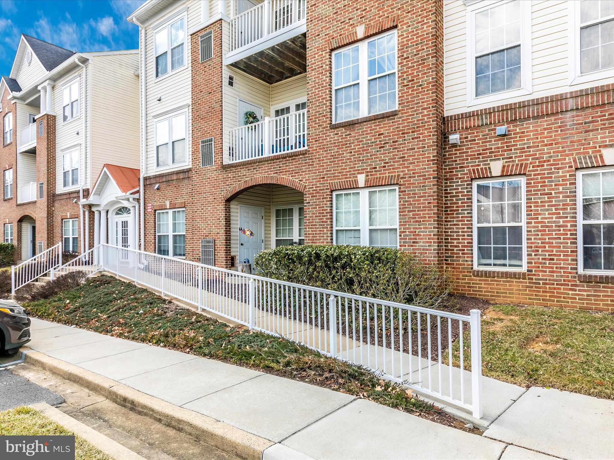 SPRING RIDGE - Residential