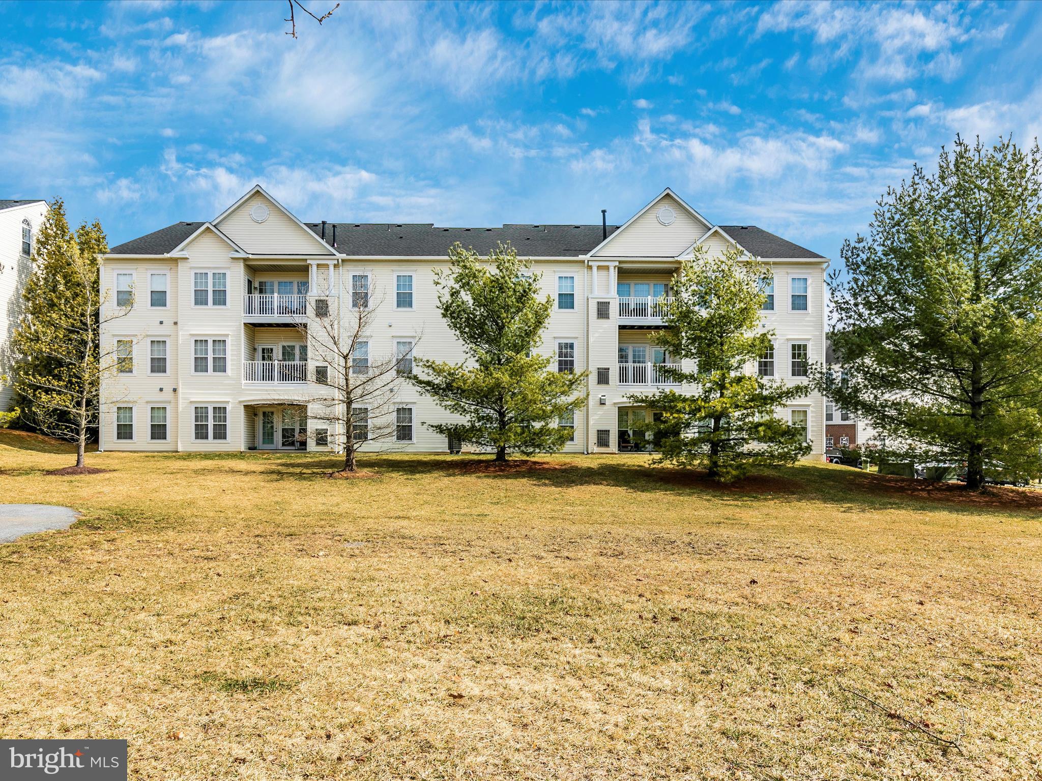 SPRING RIDGE - Residential