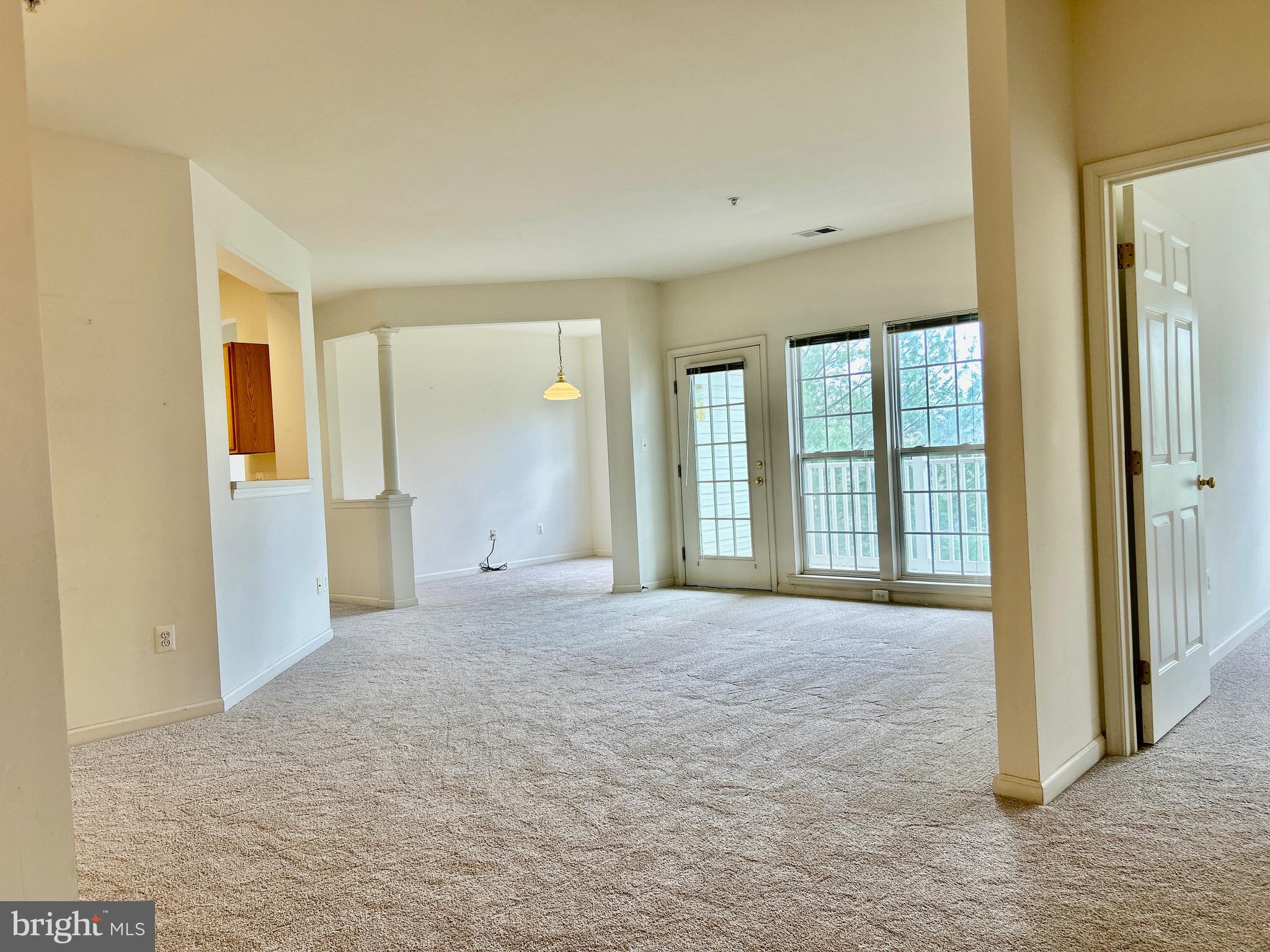 SPRING RIDGE - Residential