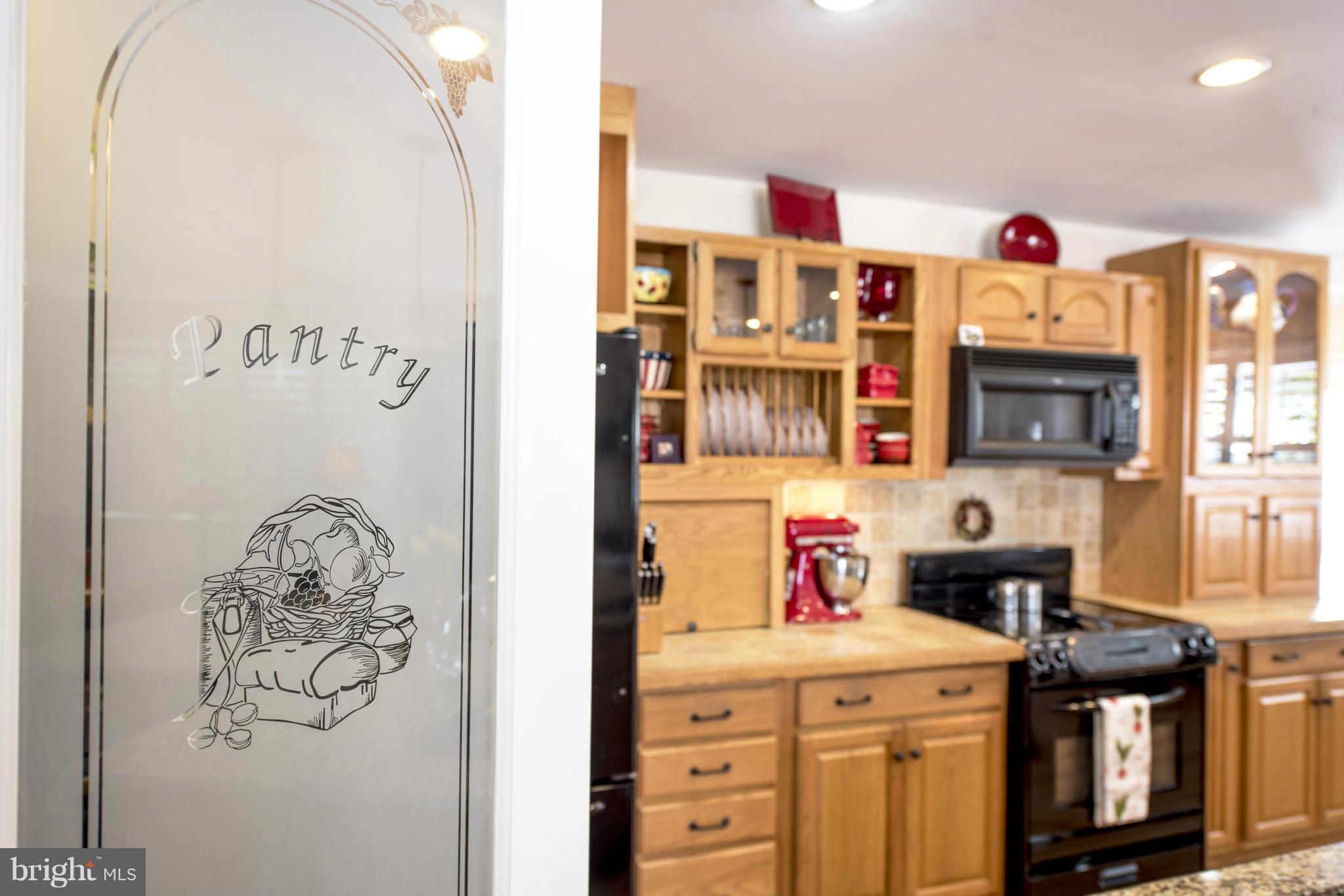 WOODLAND BEACH - Residential