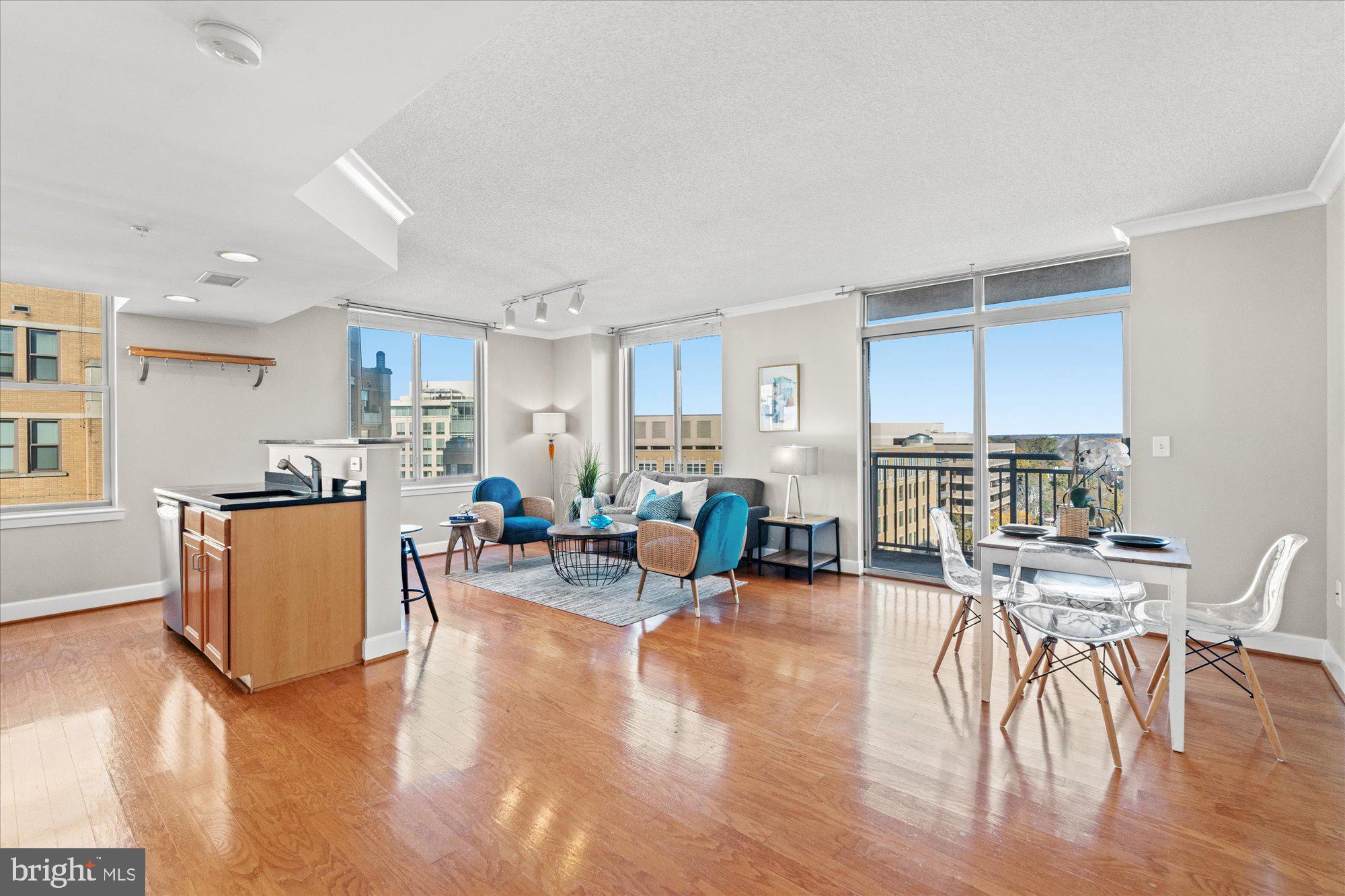 CLARENDON - Residential