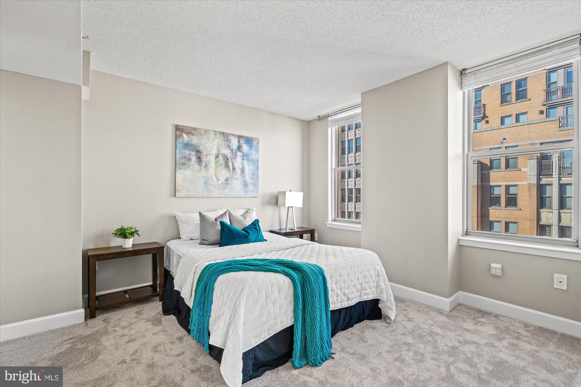 CLARENDON - Residential