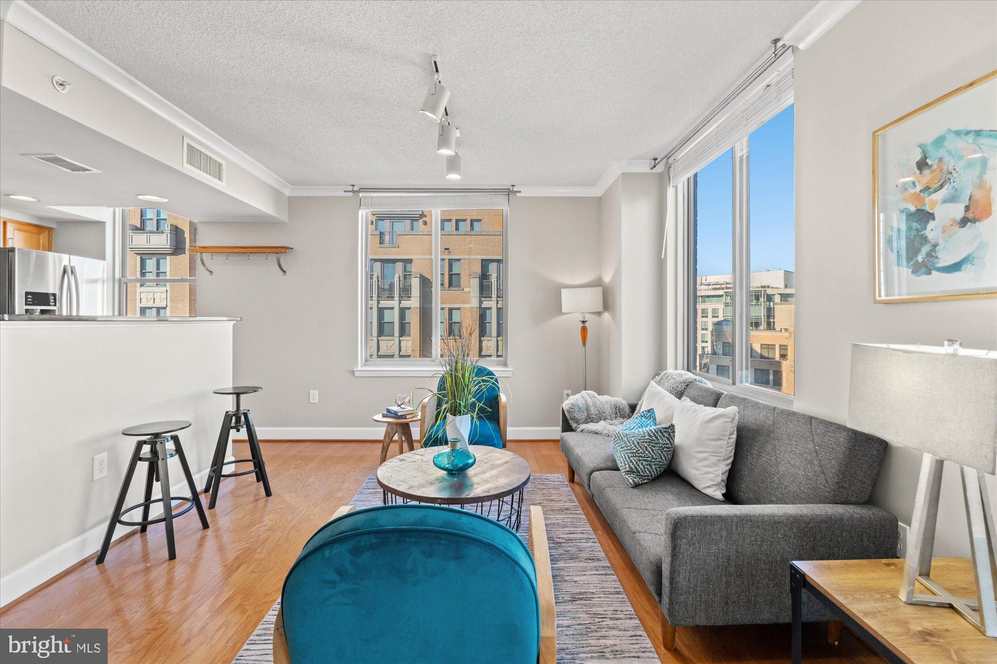 CLARENDON - Residential