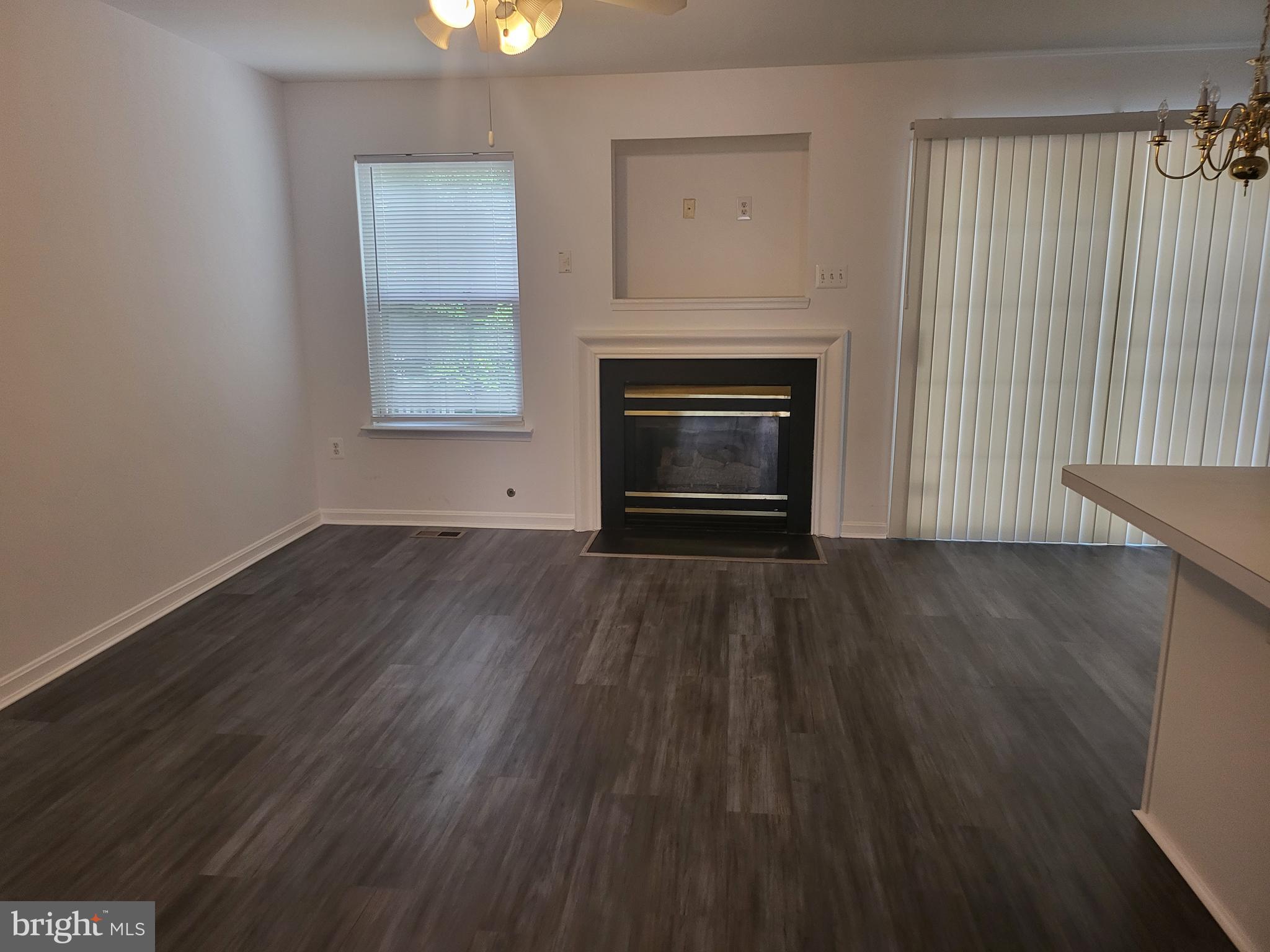 SOUTHWINDS SUB - Residential Lease