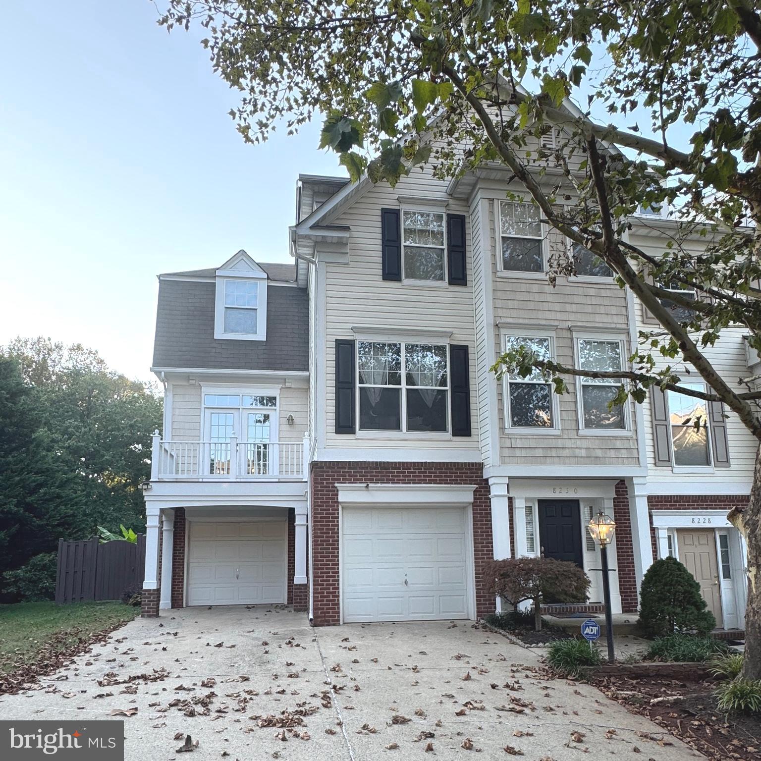 BLOOMS MILL - Residential Lease