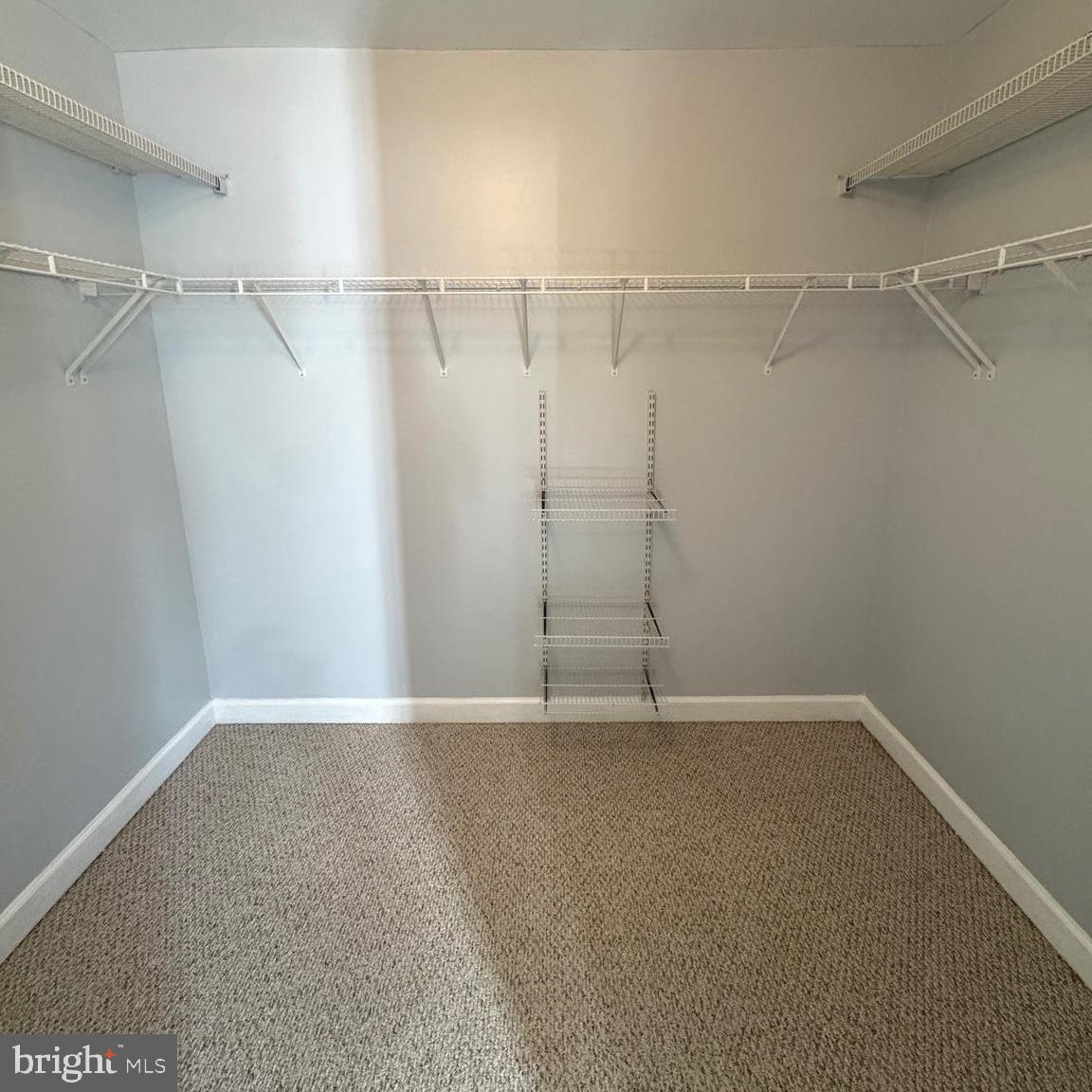 BLOOMS MILL - Residential Lease