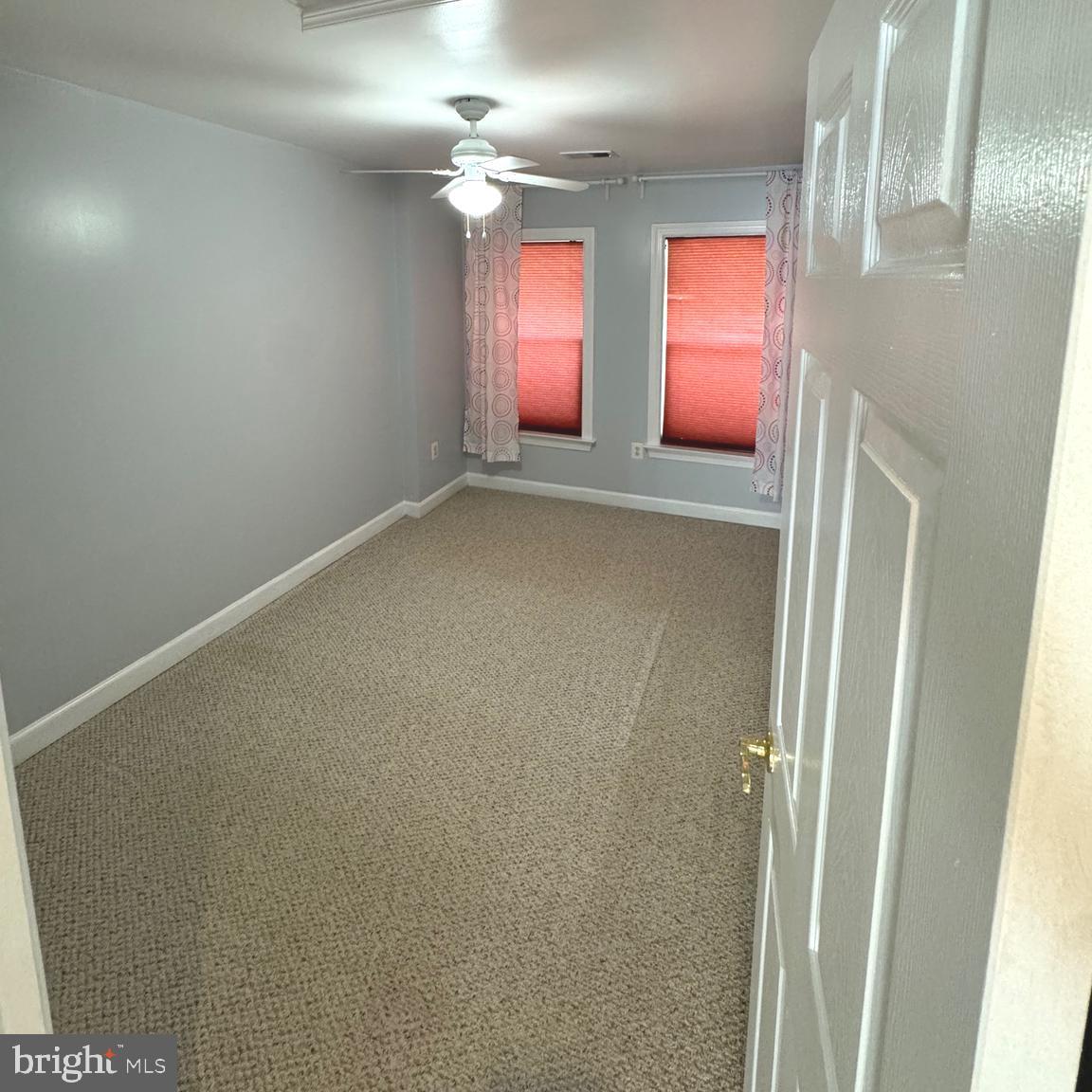 BLOOMS MILL - Residential Lease