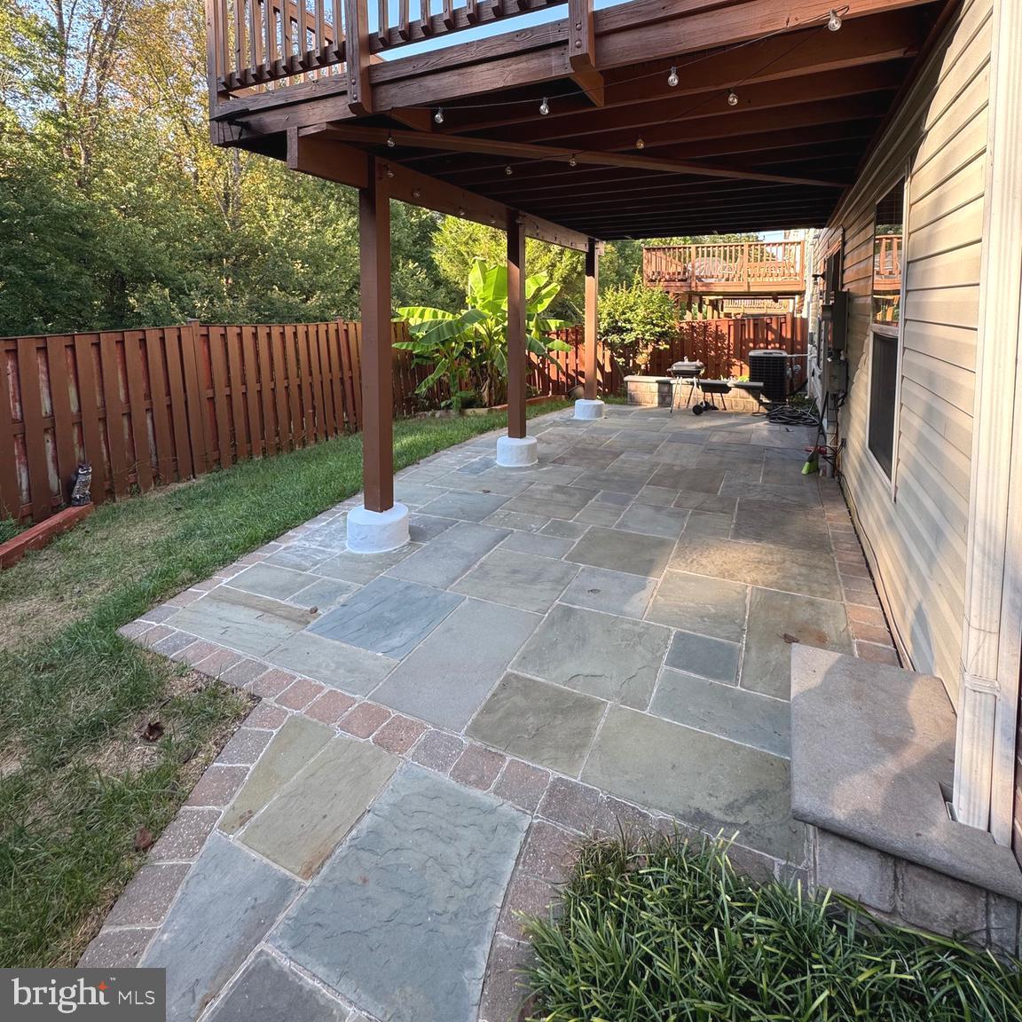 BLOOMS MILL - Residential Lease