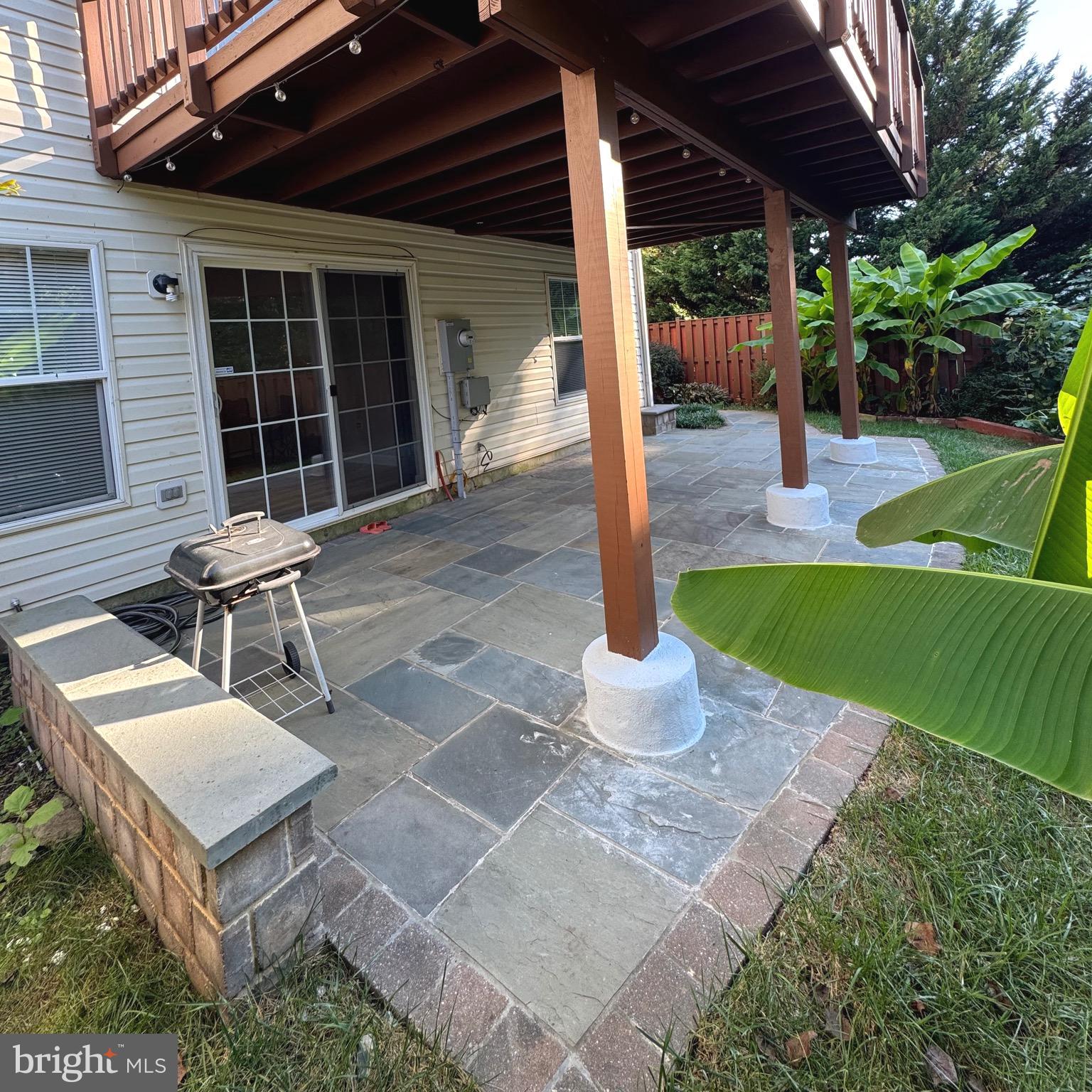 BLOOMS MILL - Residential Lease