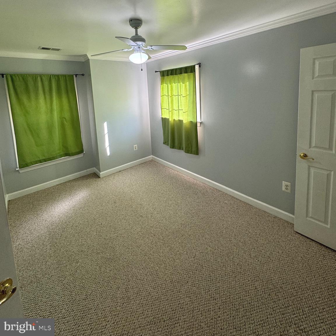 BLOOMS MILL - Residential Lease