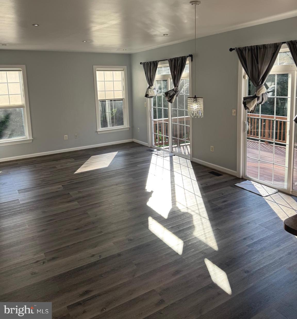 BLOOMS MILL - Residential Lease