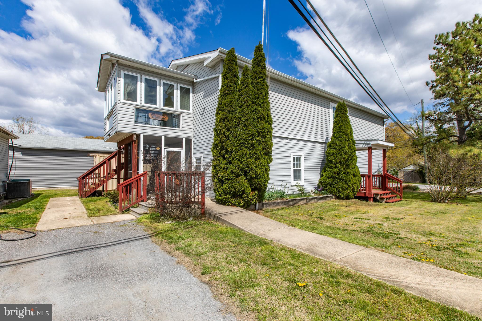 GLENHURST - Residential Lease