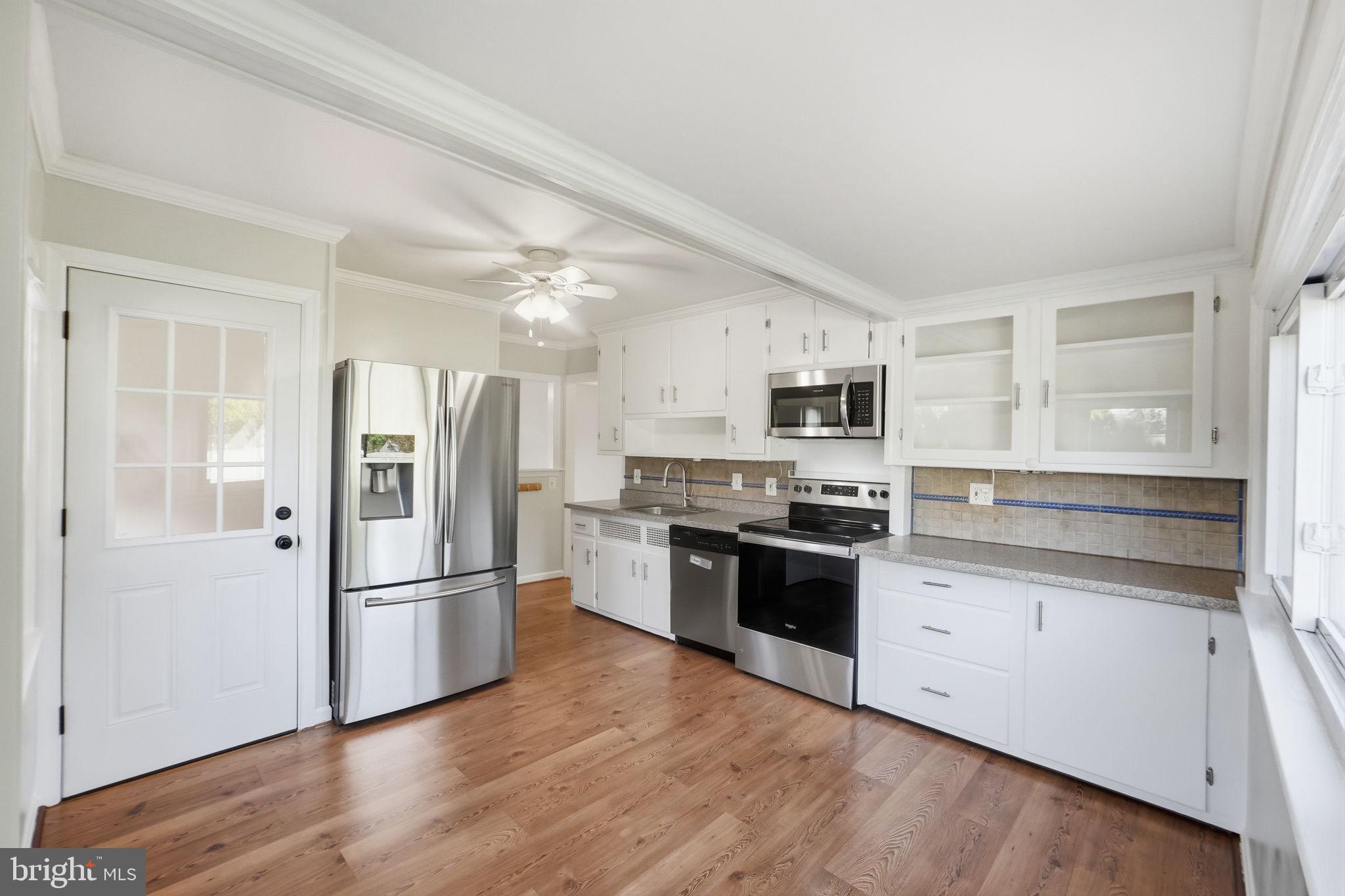 VEIRS MILL VILLAGE - Residential