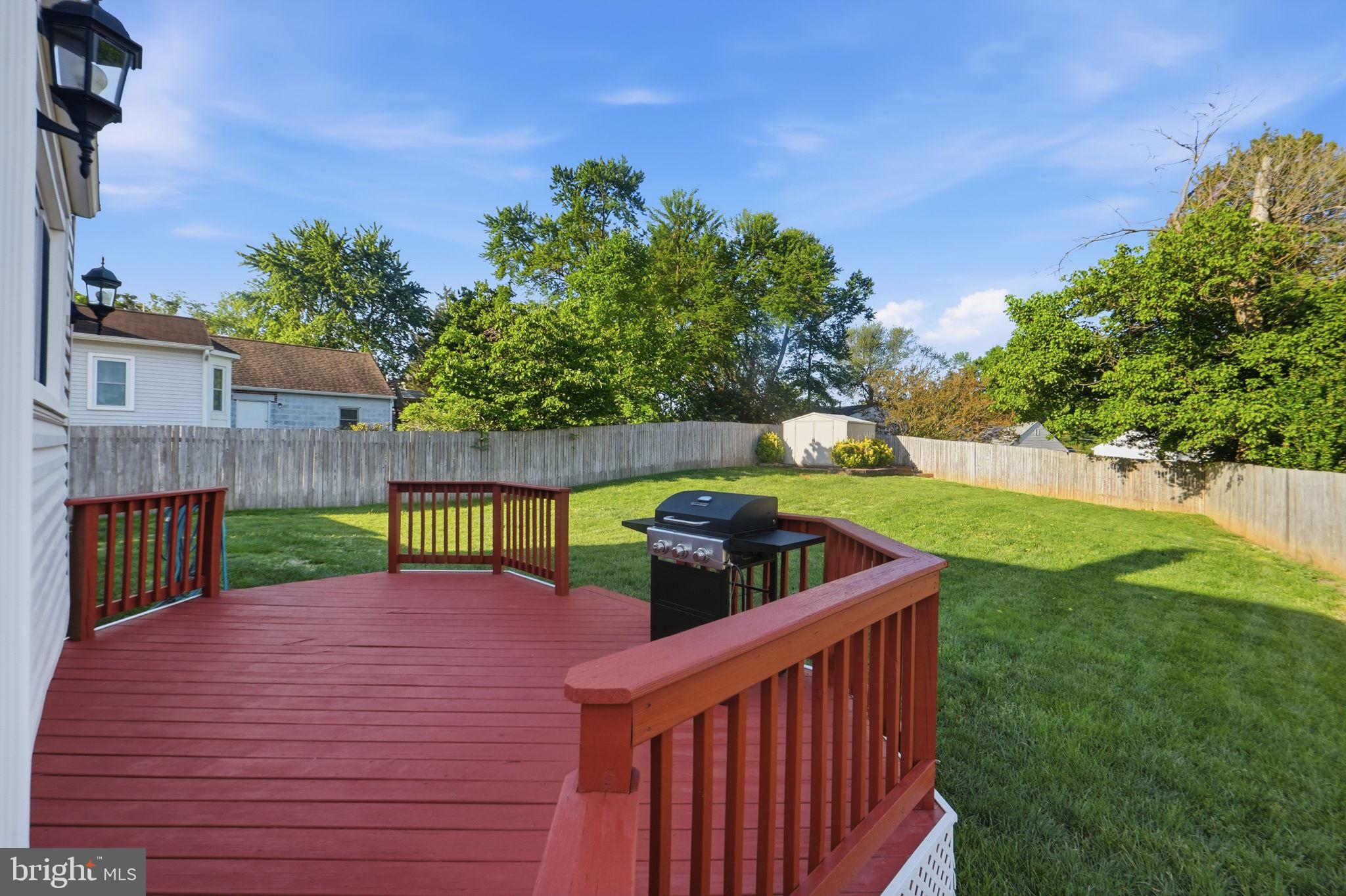 VEIRS MILL VILLAGE - Residential