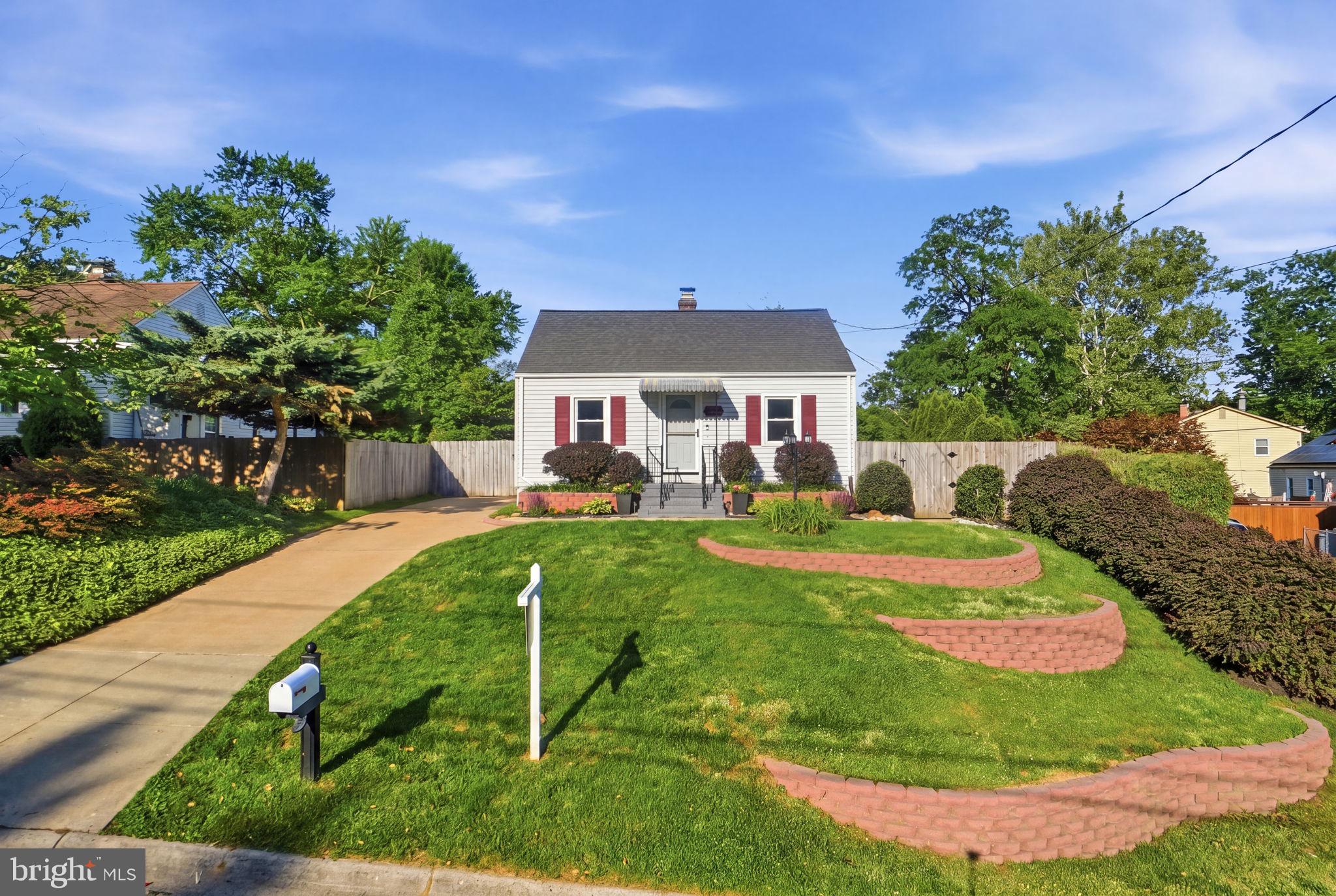 VEIRS MILL VILLAGE - Residential
