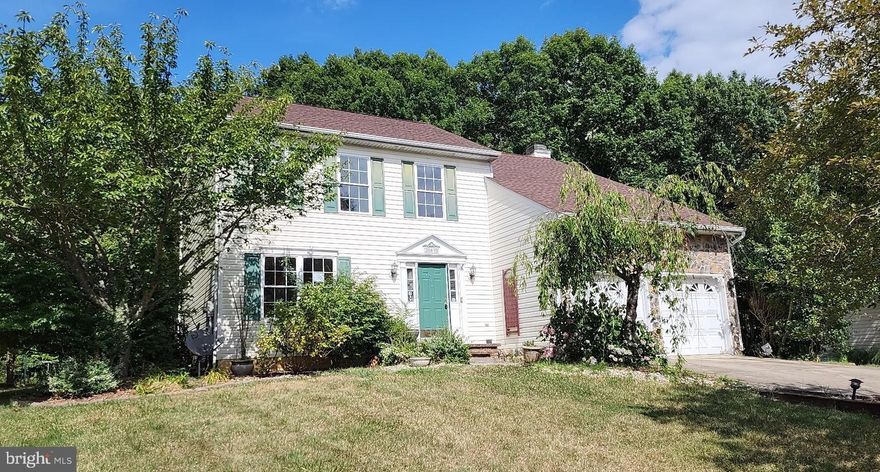 Two story Colonial located within the Greenbrier community. Main floor offers living, dining and family room. Kitchen has breakfast nook with access to rear patio area. Basement is partially finished.  Property may qualify for Seller Financing (Vendee). If property was built prior to 1978, Lead Based Paint Potentially Exists. Seller does not pay customary closing costs, title policy, escrow fees, survey or Transfer/Recordation fee. SOLD AS IS.