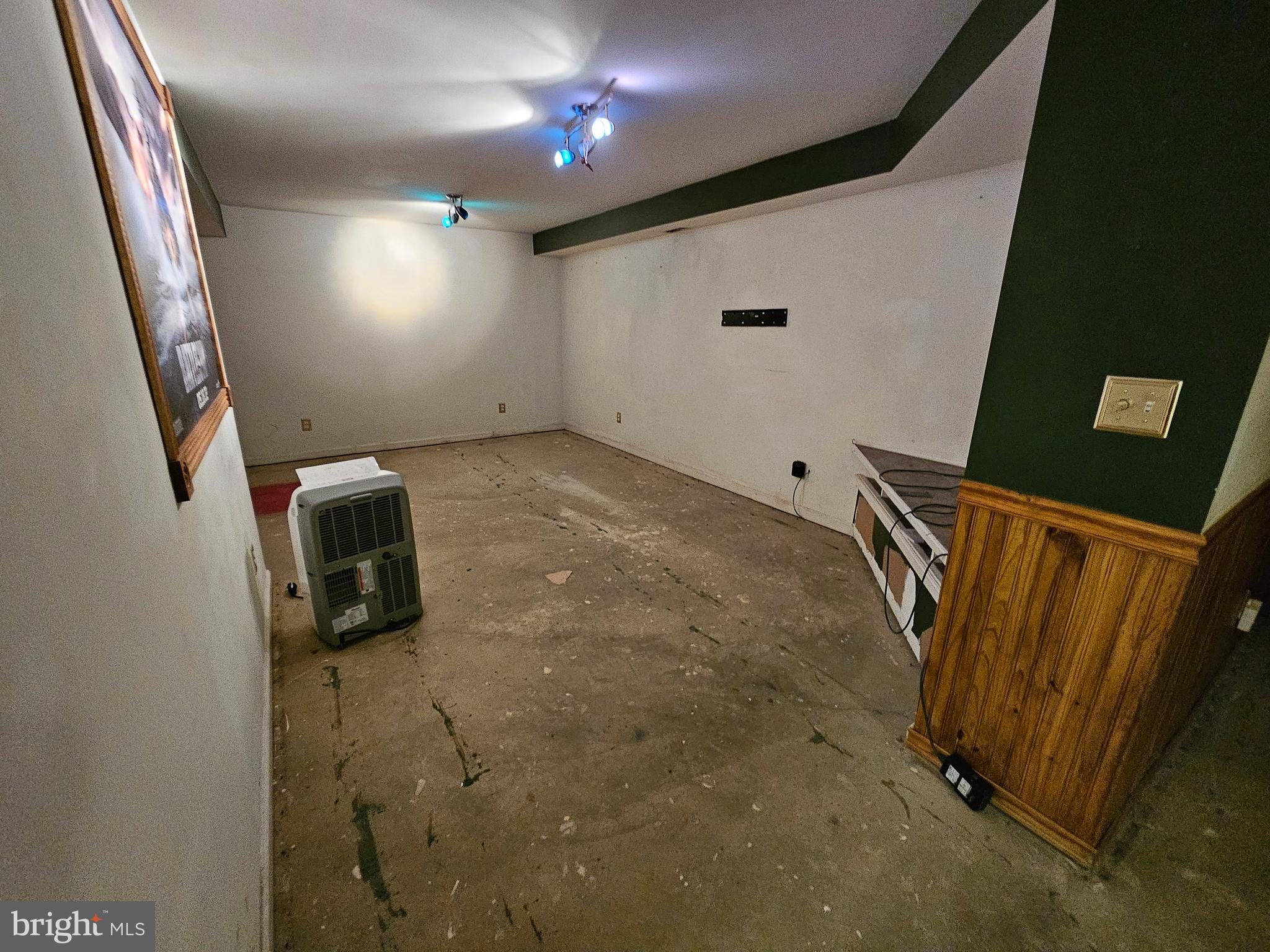 GREENBRIER - Residential