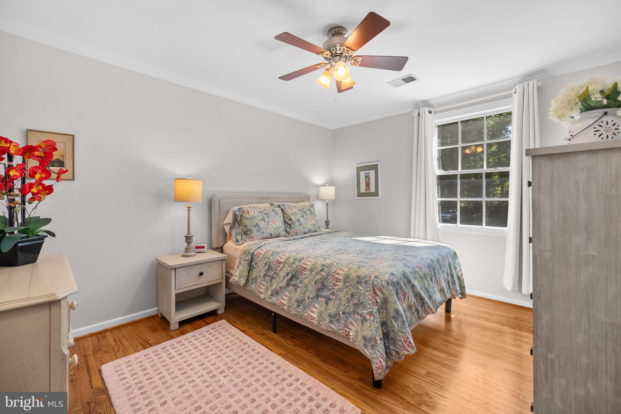 LAKE BRADDOCK - Residential