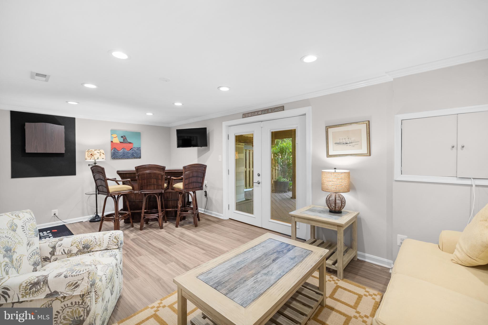 LAKE BRADDOCK - Residential