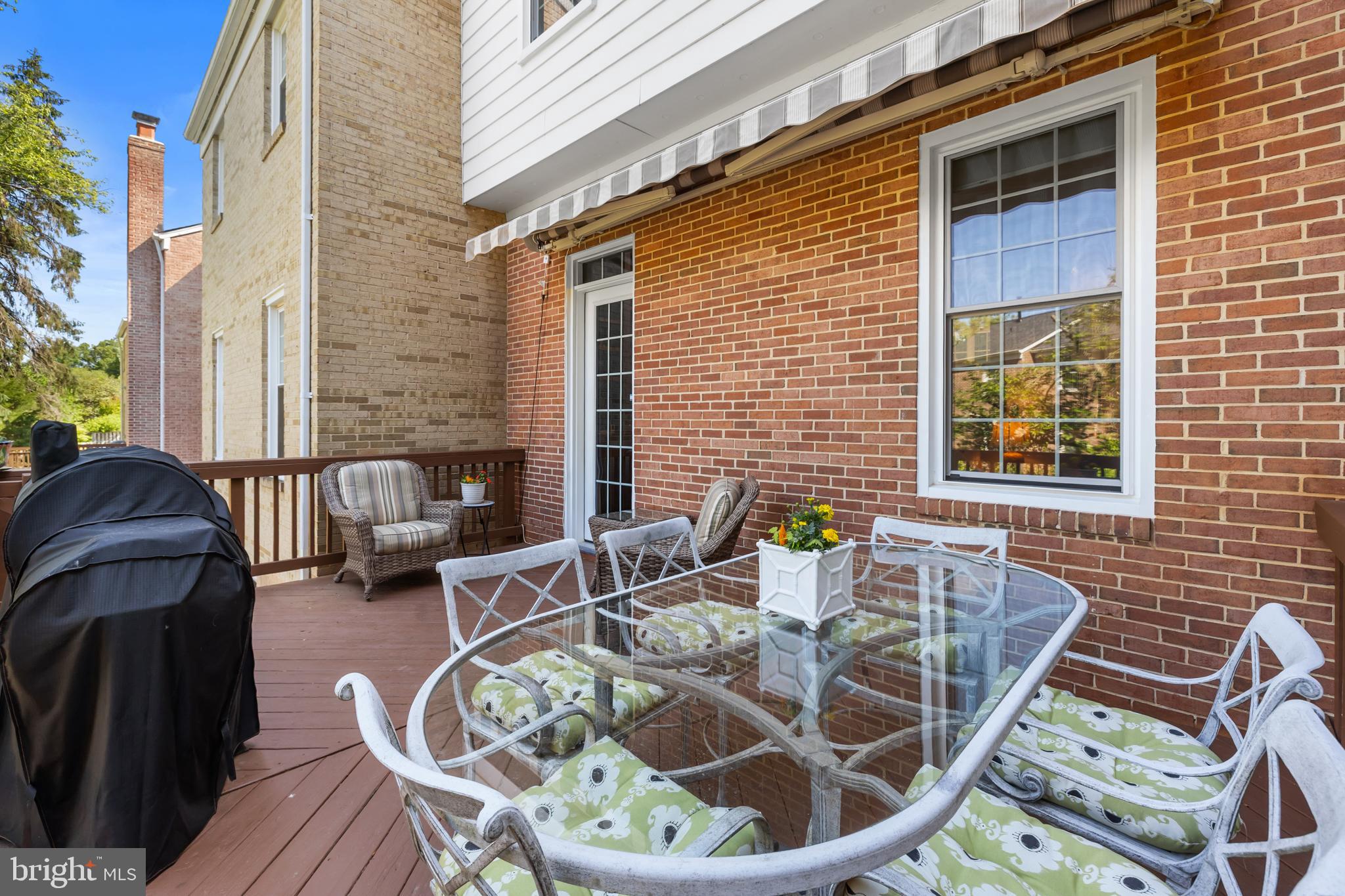 LAKE BRADDOCK - Residential