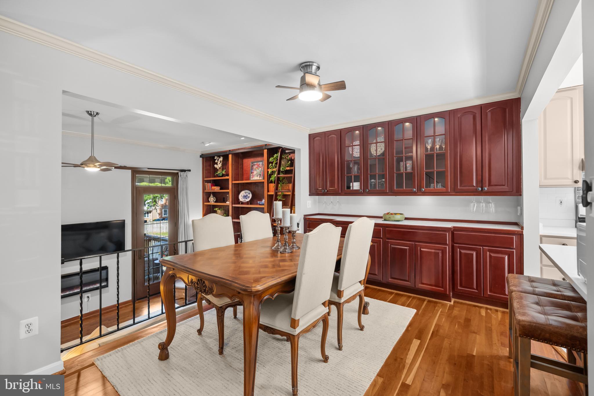 LAKE BRADDOCK - Residential