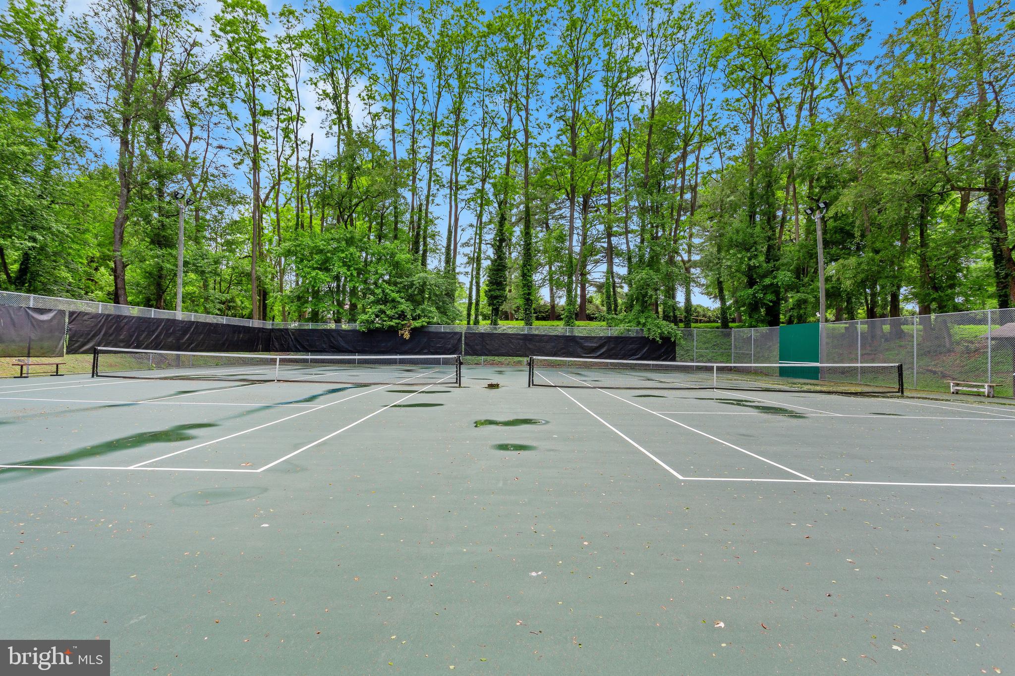 LAKE BRADDOCK - Residential