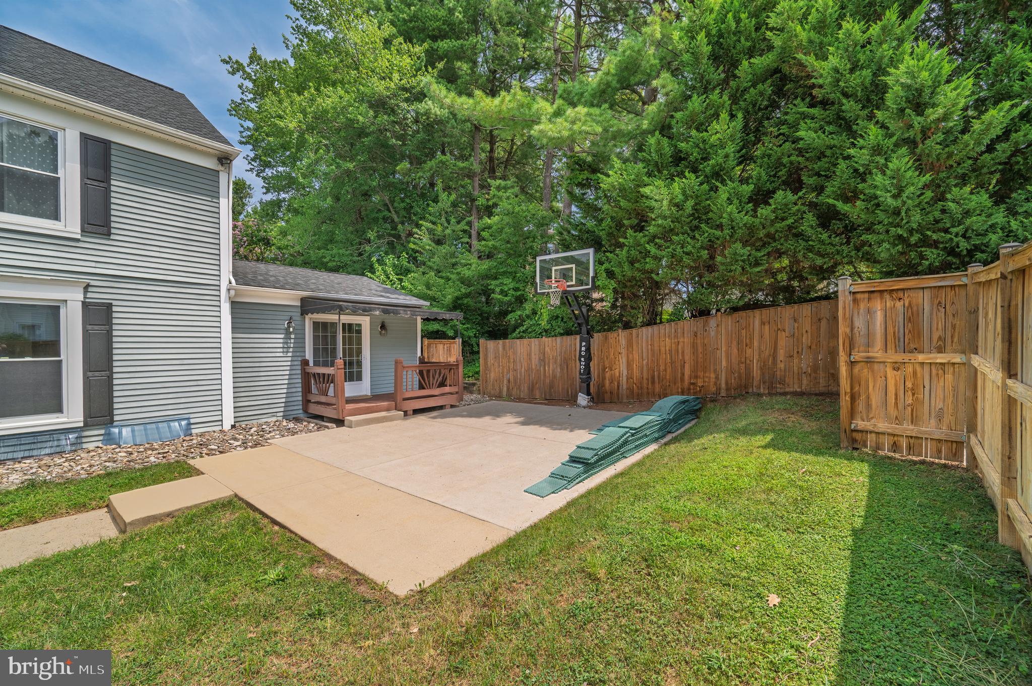 CHURCHILL TOWN SECTOR - Residential