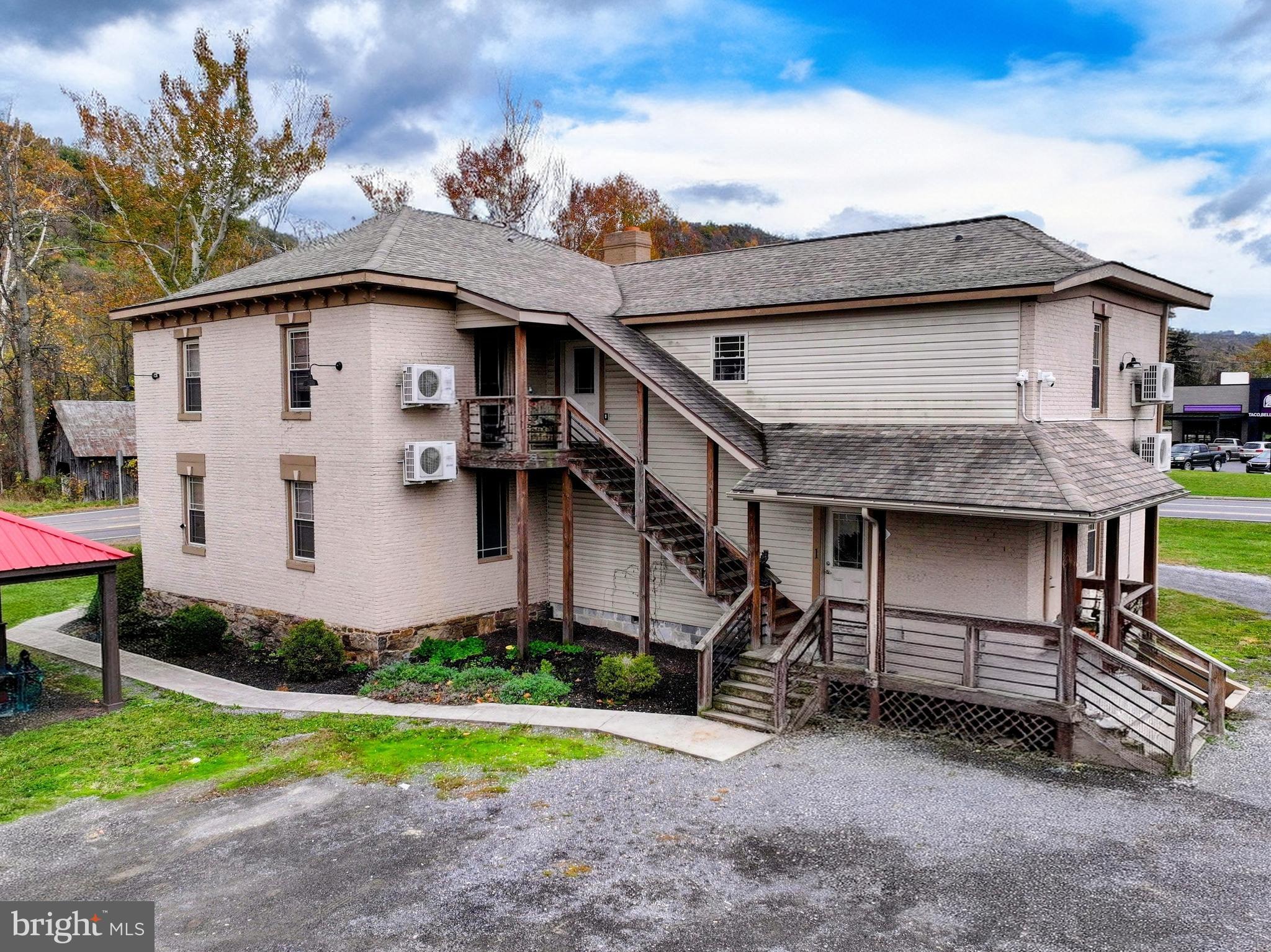 2346 NEW CREEK HIGHWAY