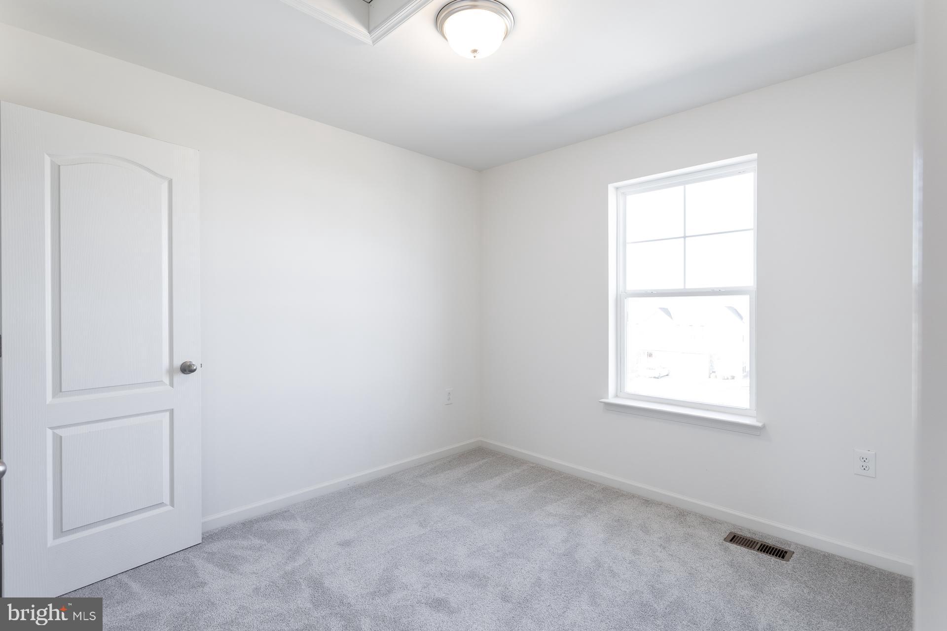 ARCHERS ROCK - Residential