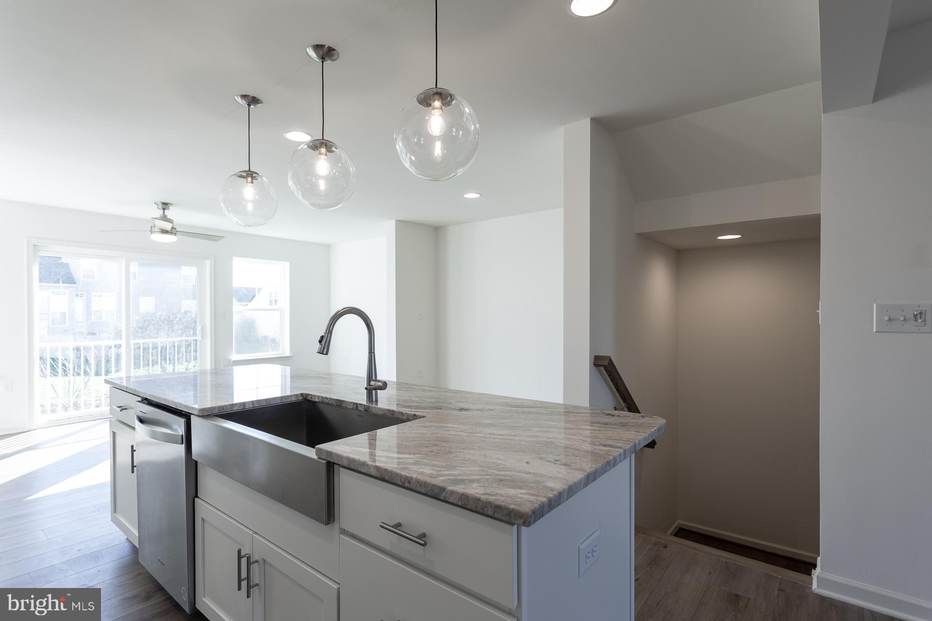 ARCHERS ROCK - Residential