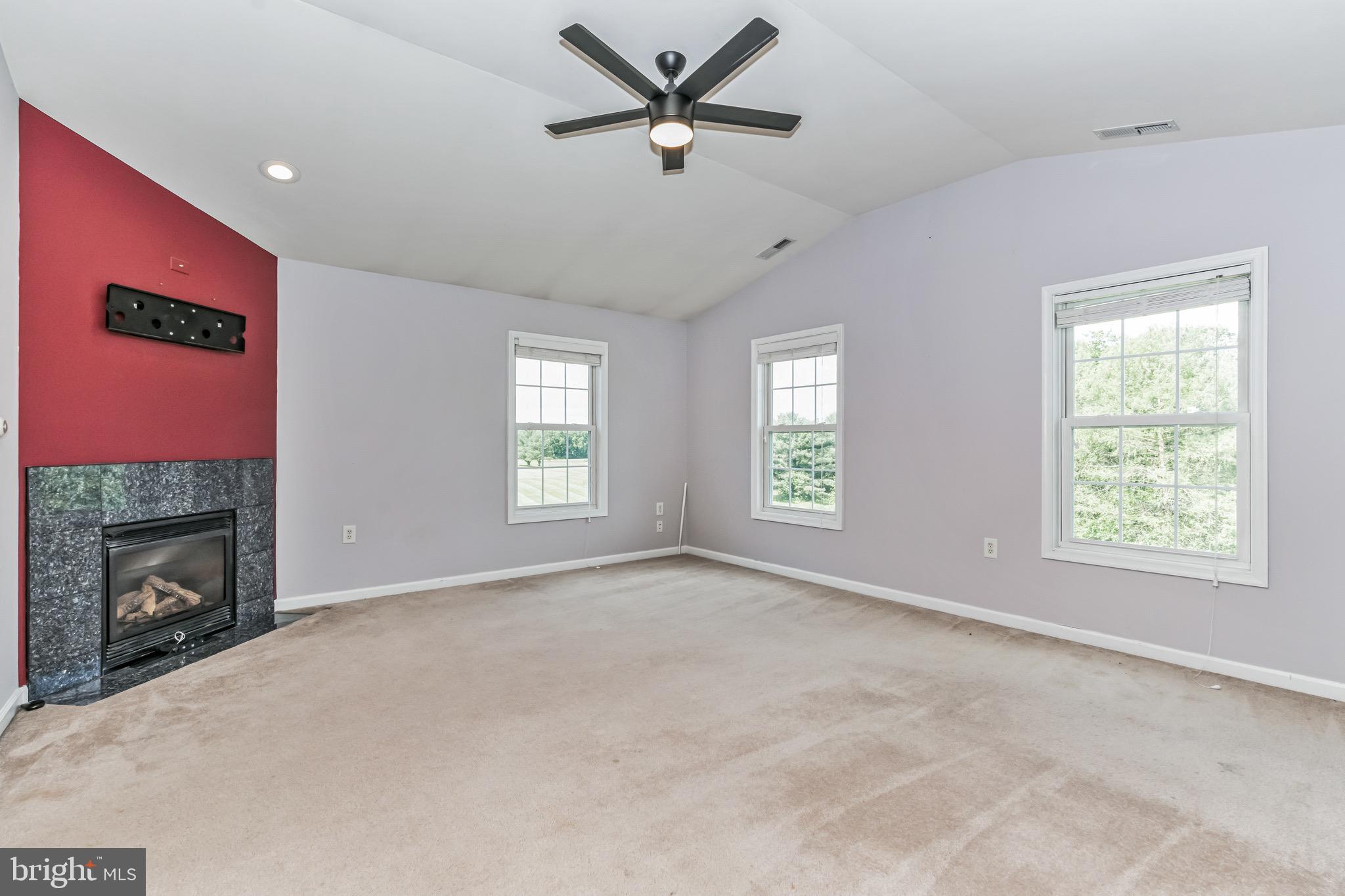 LOCUST HILL - Residential