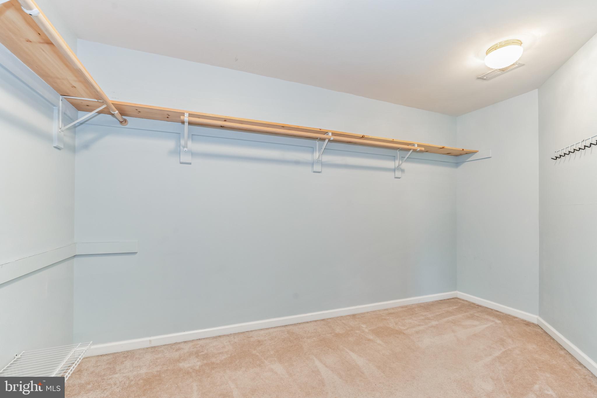 LOCUST HILL - Residential