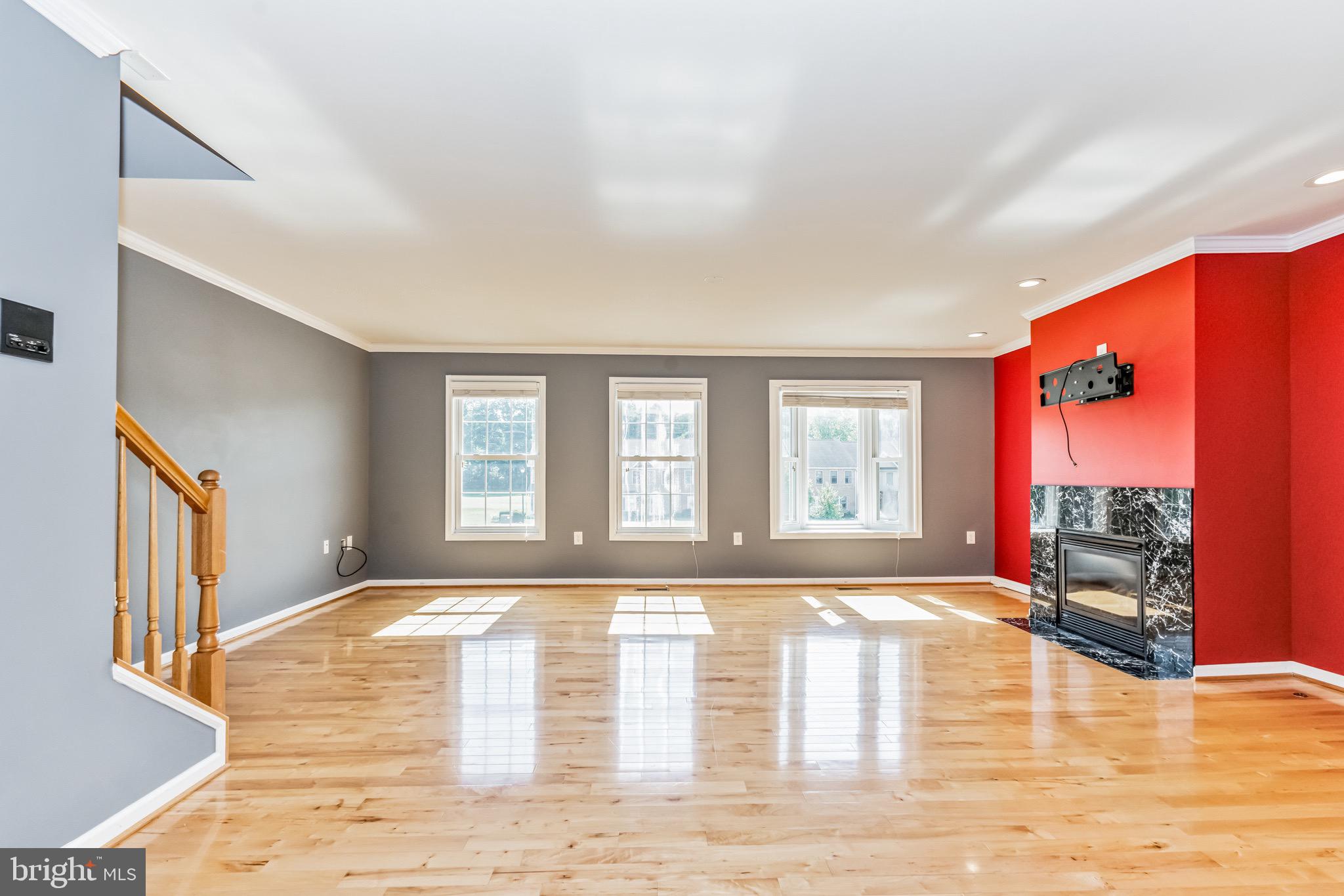 LOCUST HILL - Residential