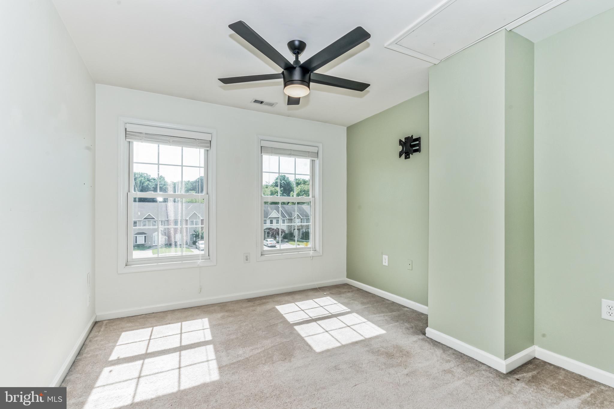 LOCUST HILL - Residential