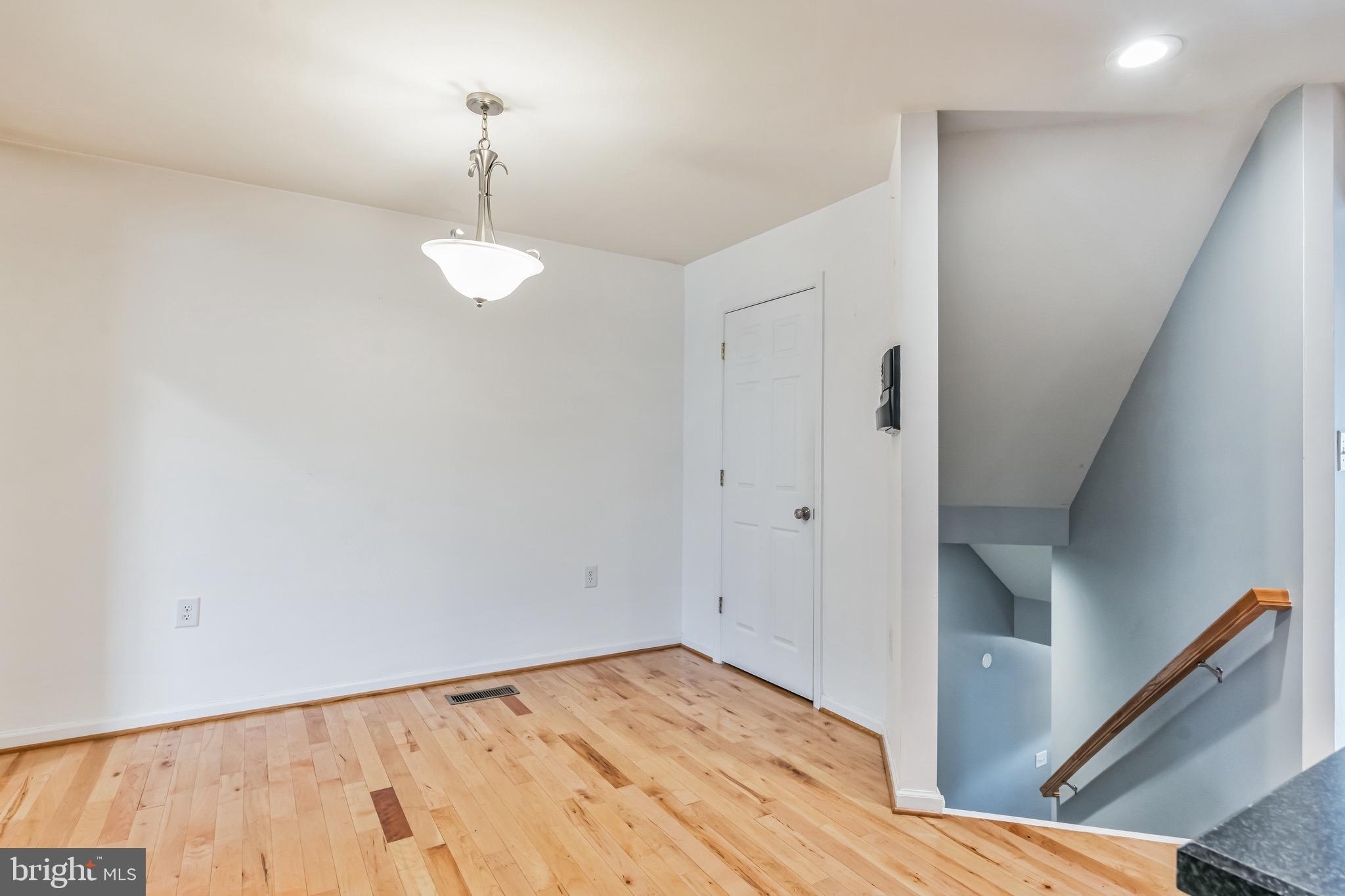 LOCUST HILL - Residential