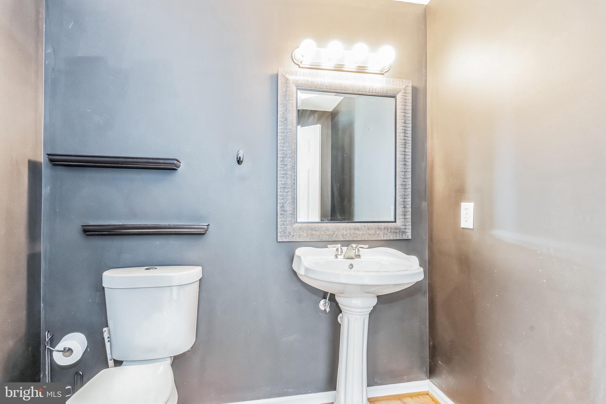 LOCUST HILL - Residential