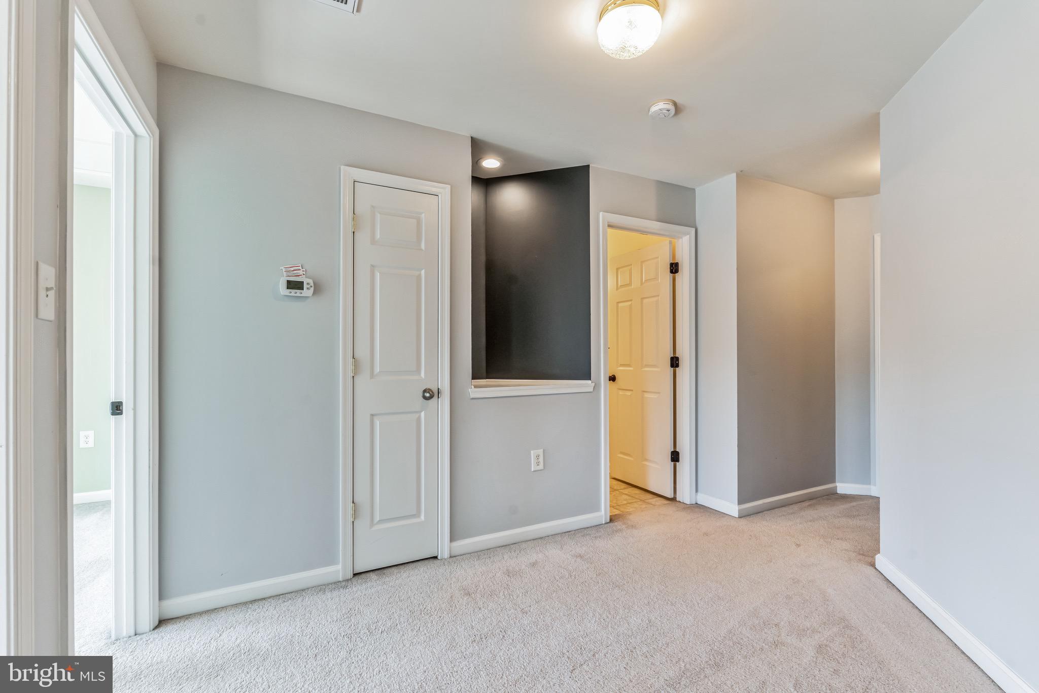 LOCUST HILL - Residential