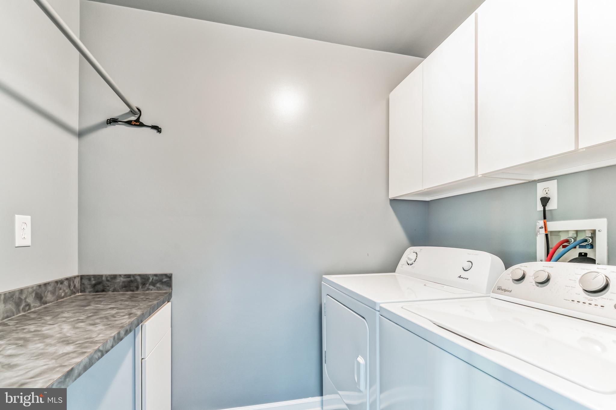 LOCUST HILL - Residential