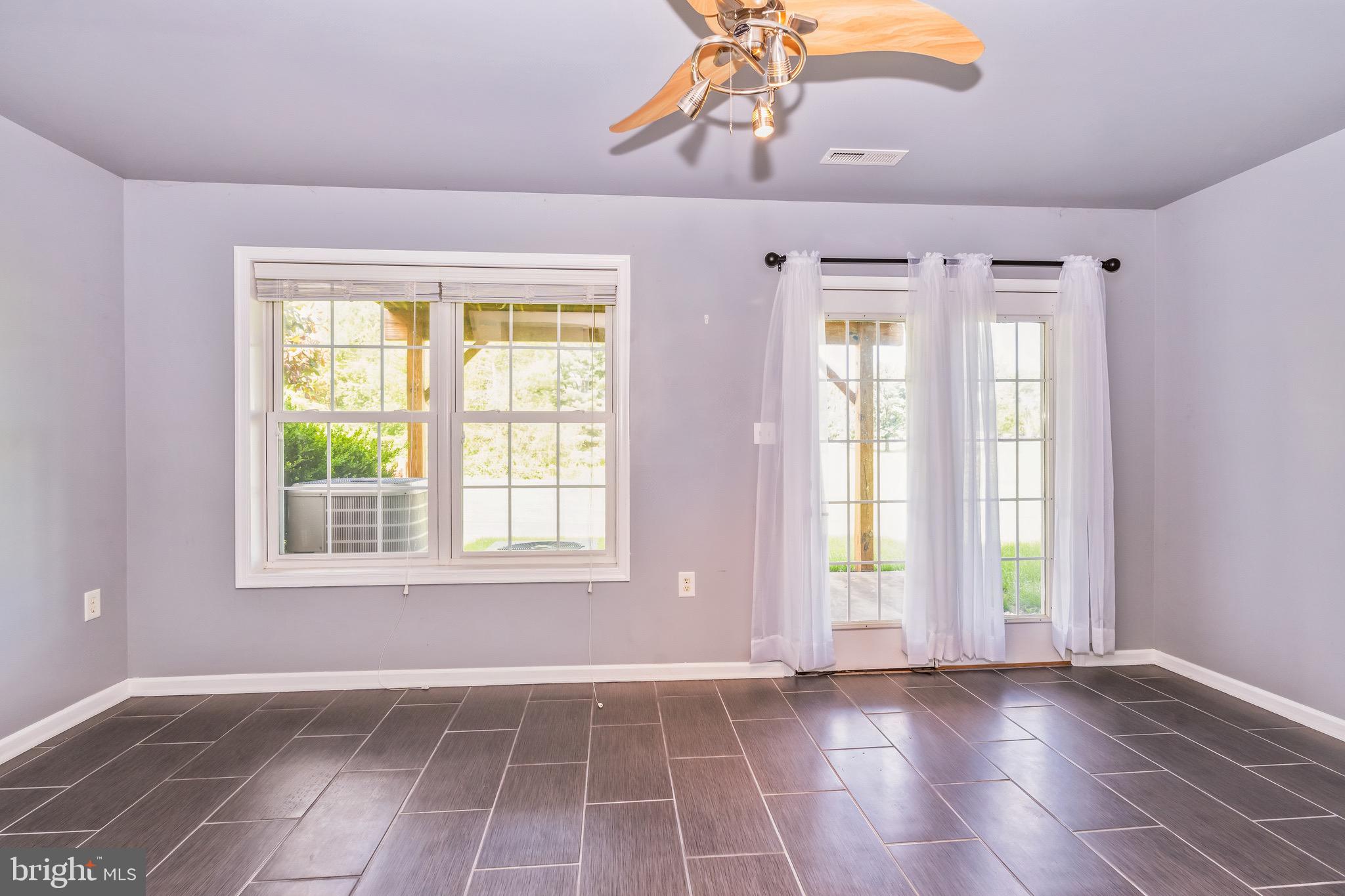 LOCUST HILL - Residential