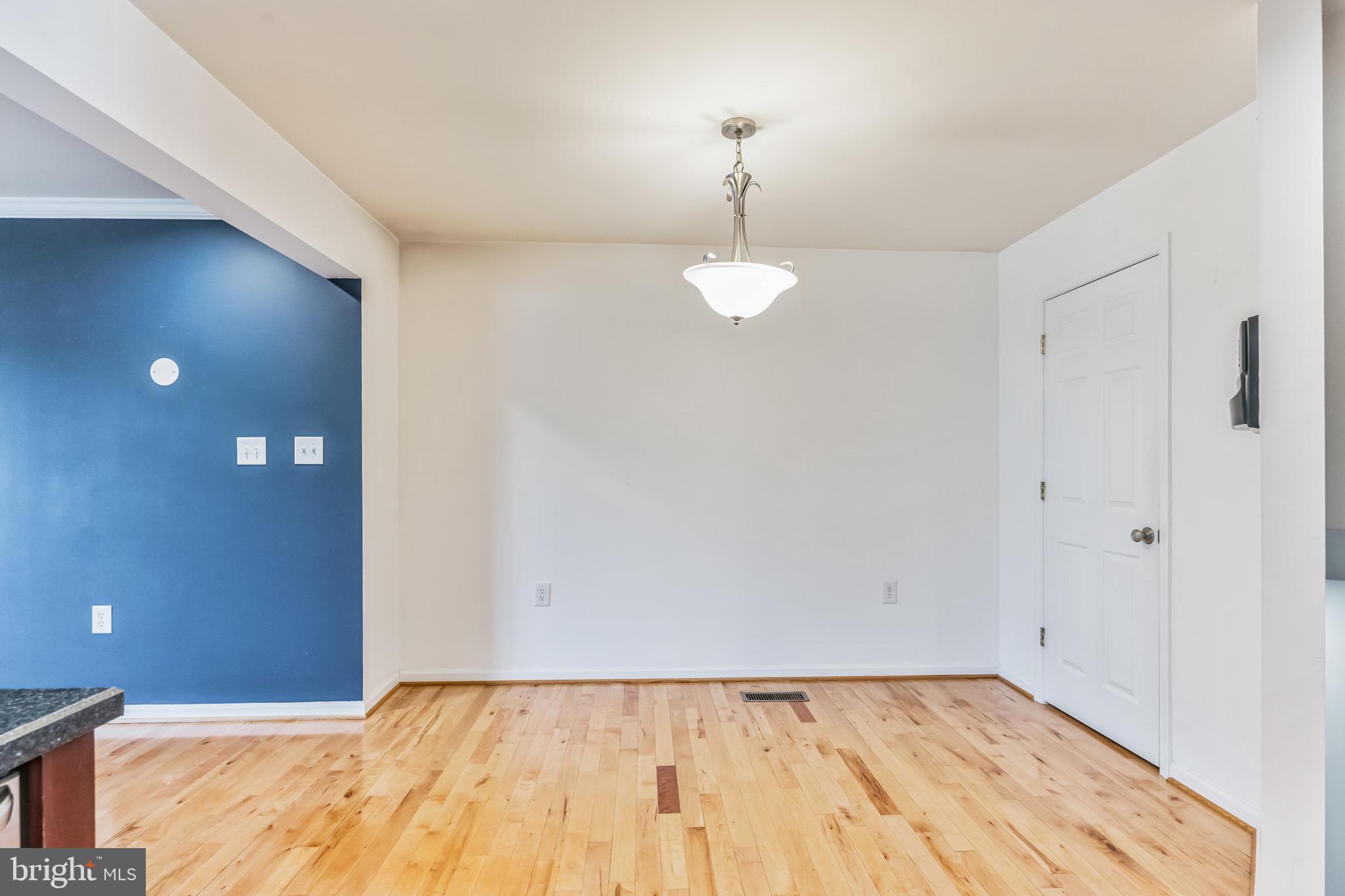 LOCUST HILL - Residential