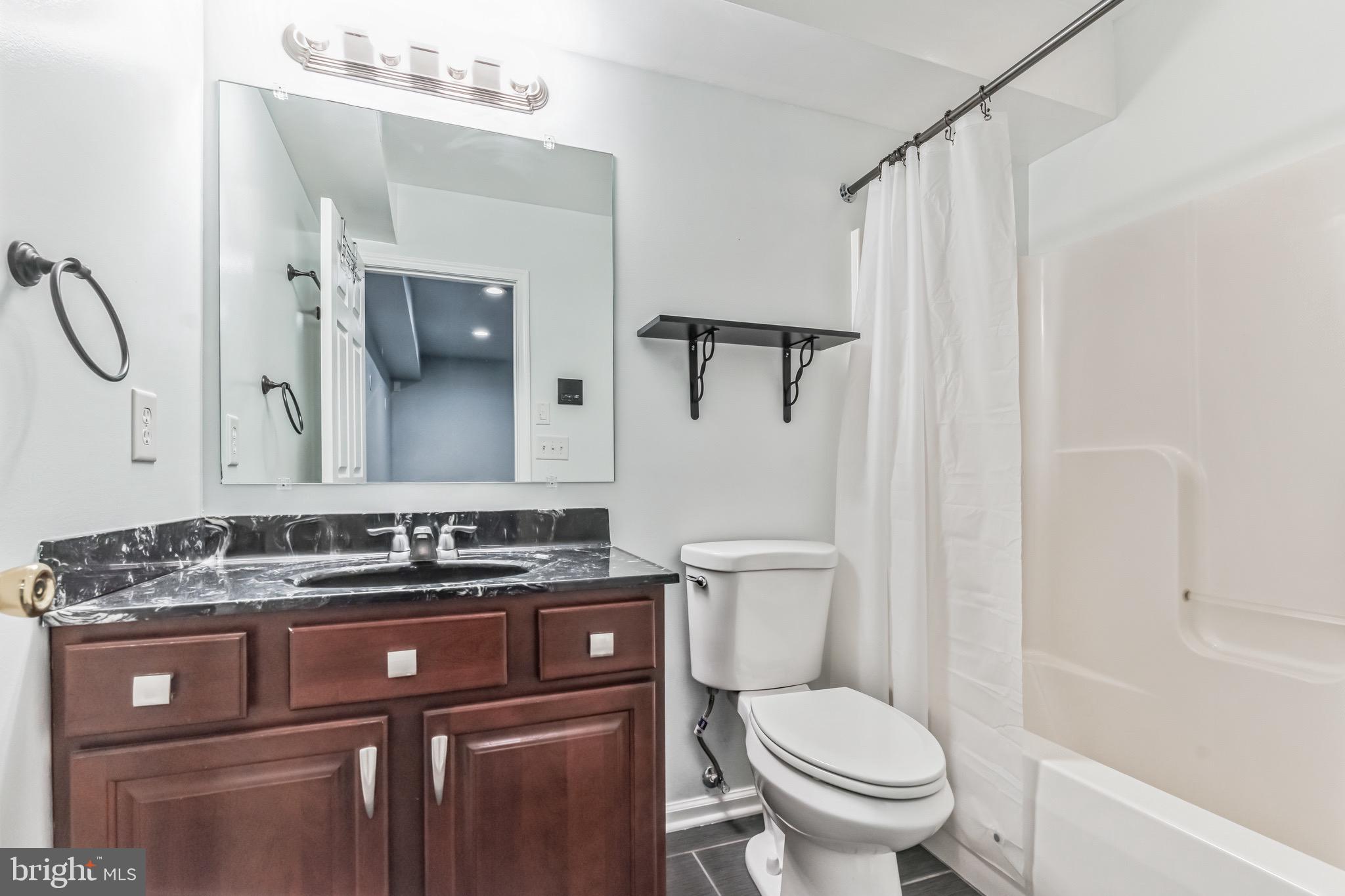 LOCUST HILL - Residential