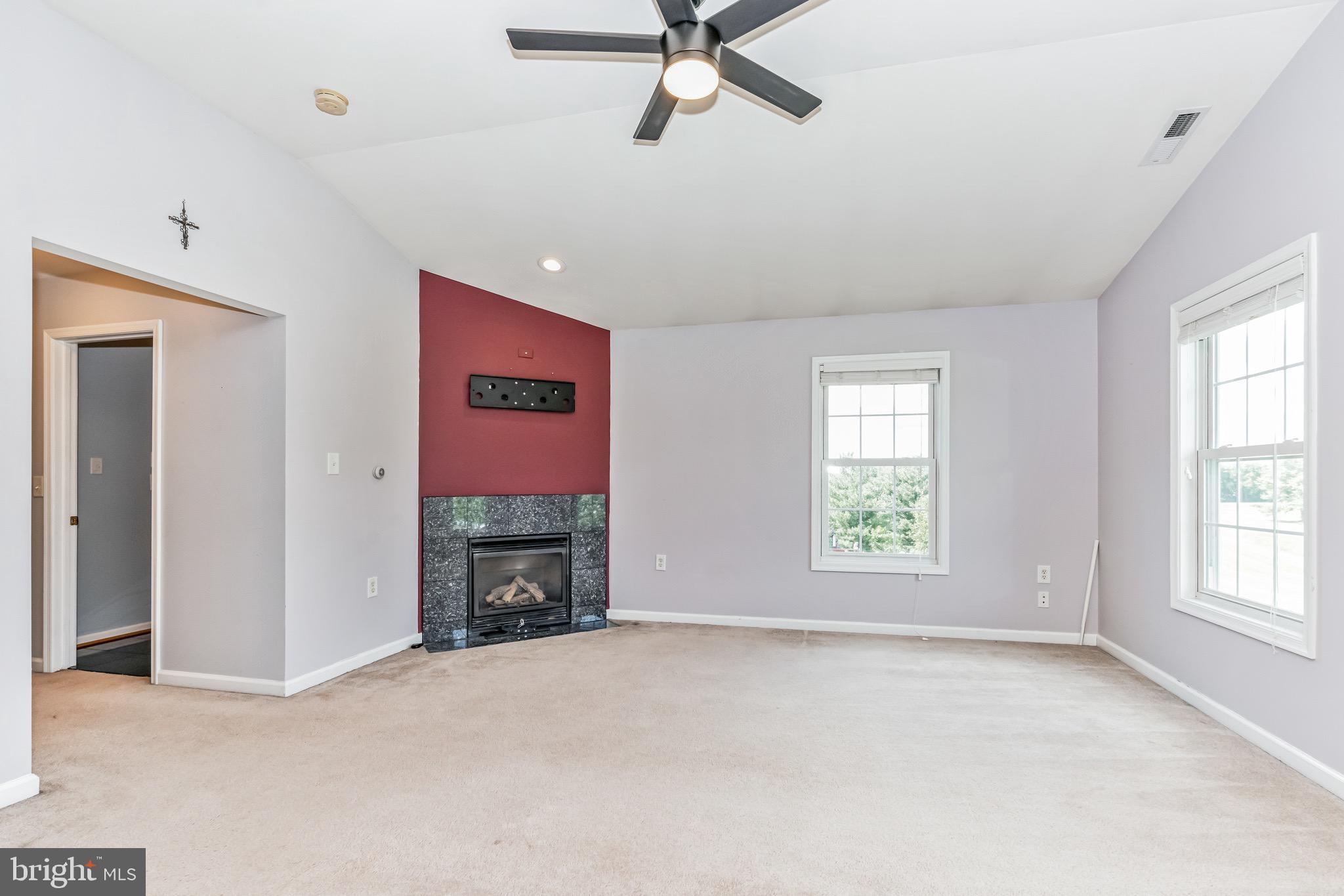 LOCUST HILL - Residential