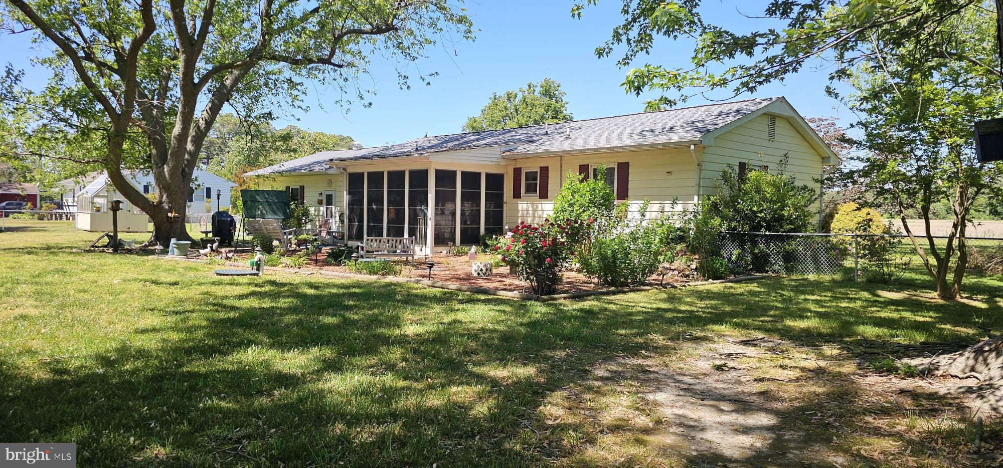 27195 HEARTS EASE ROAD