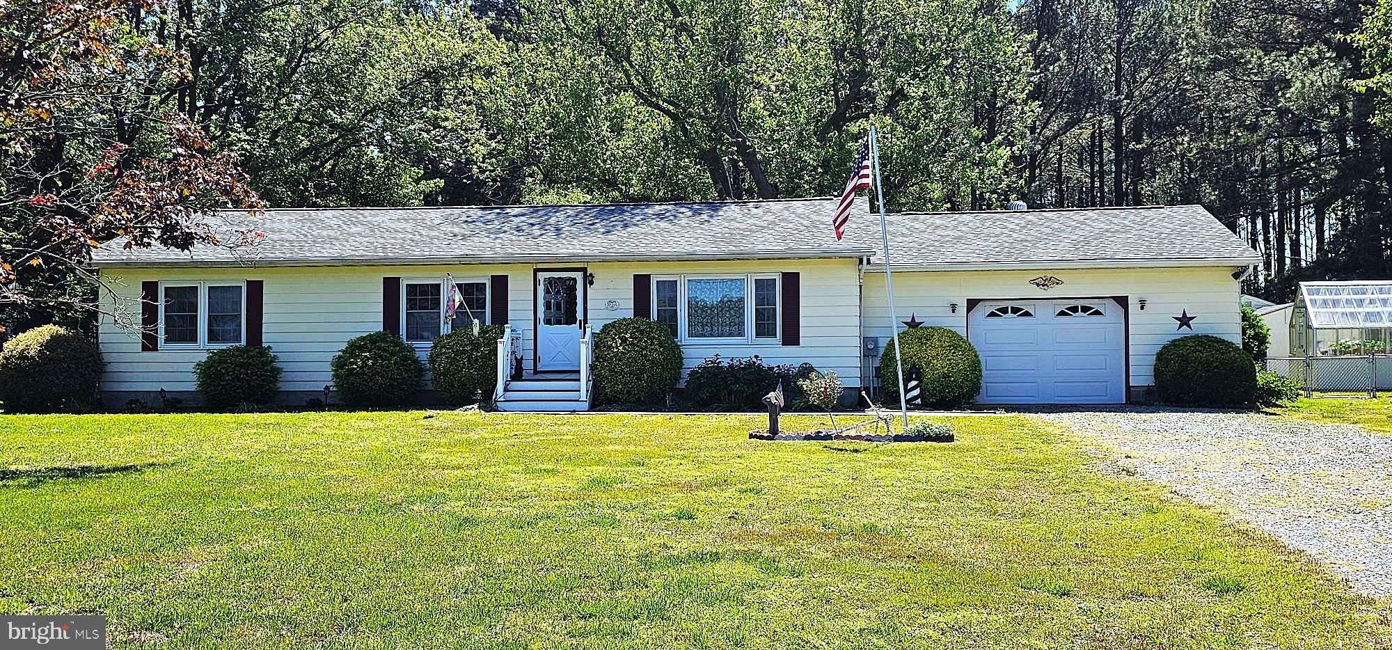 27195 HEARTS EASE ROAD