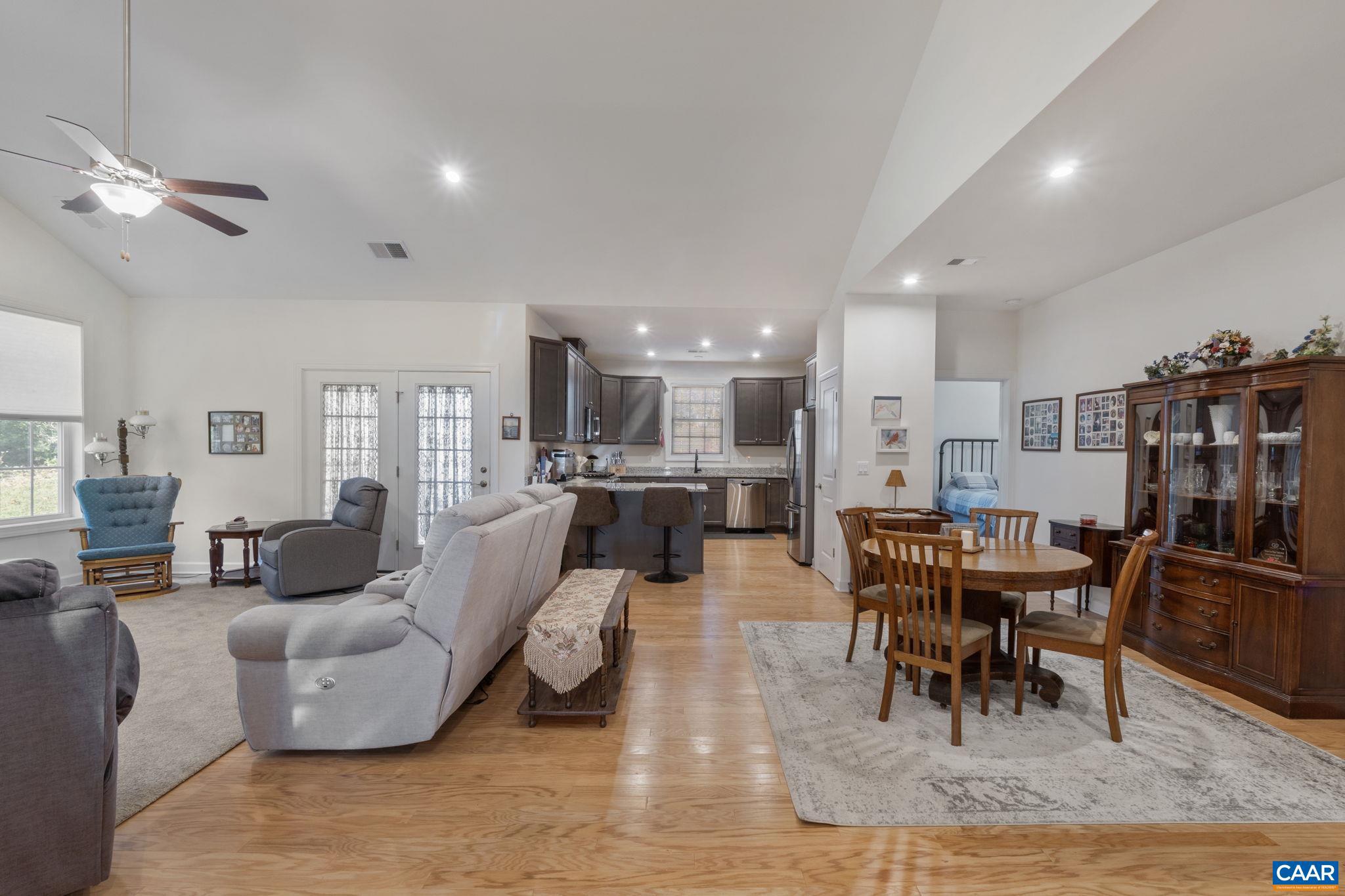 THE VILLAGES AT NAHOR - Residential