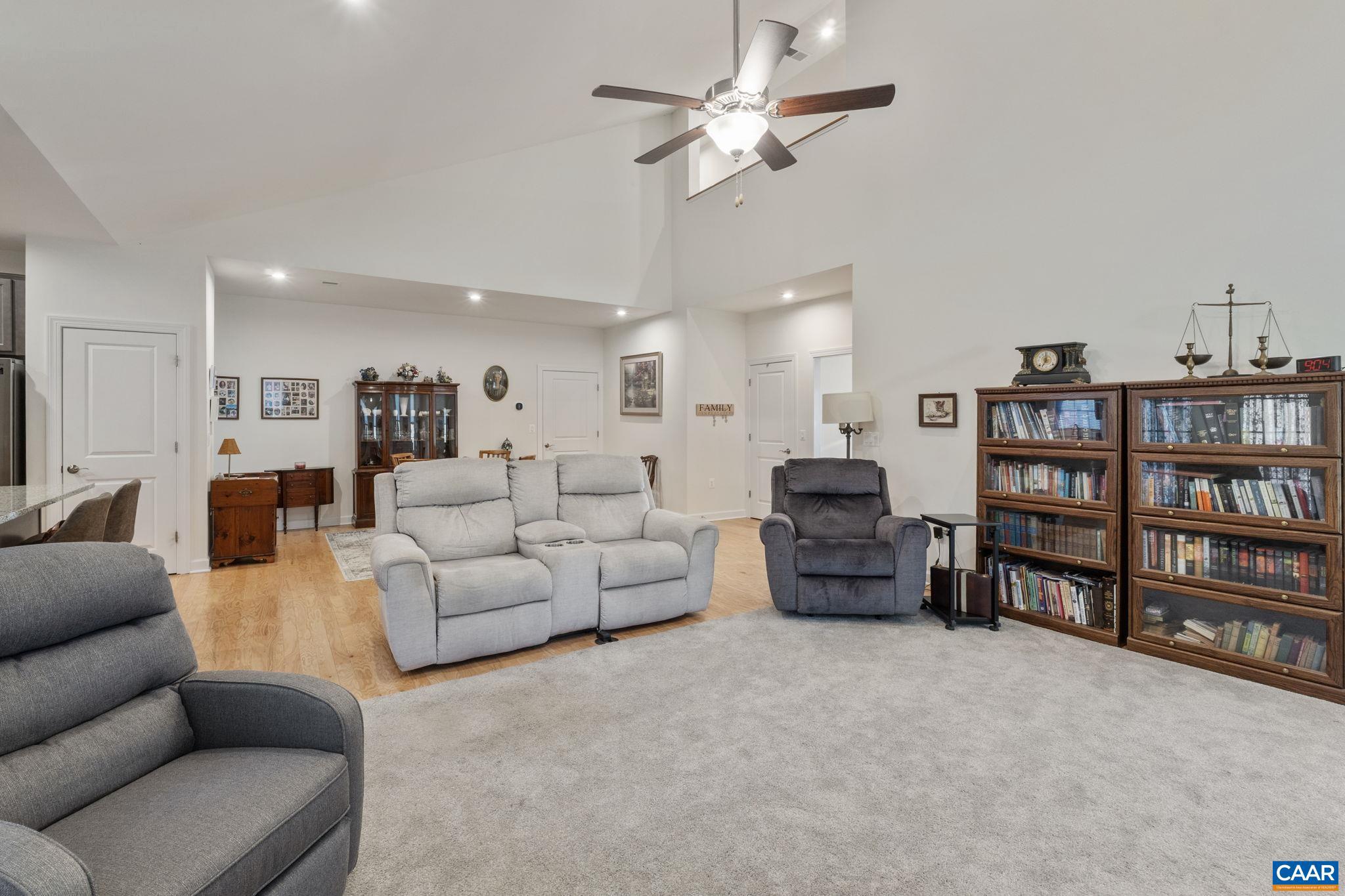 THE VILLAGES AT NAHOR - Residential