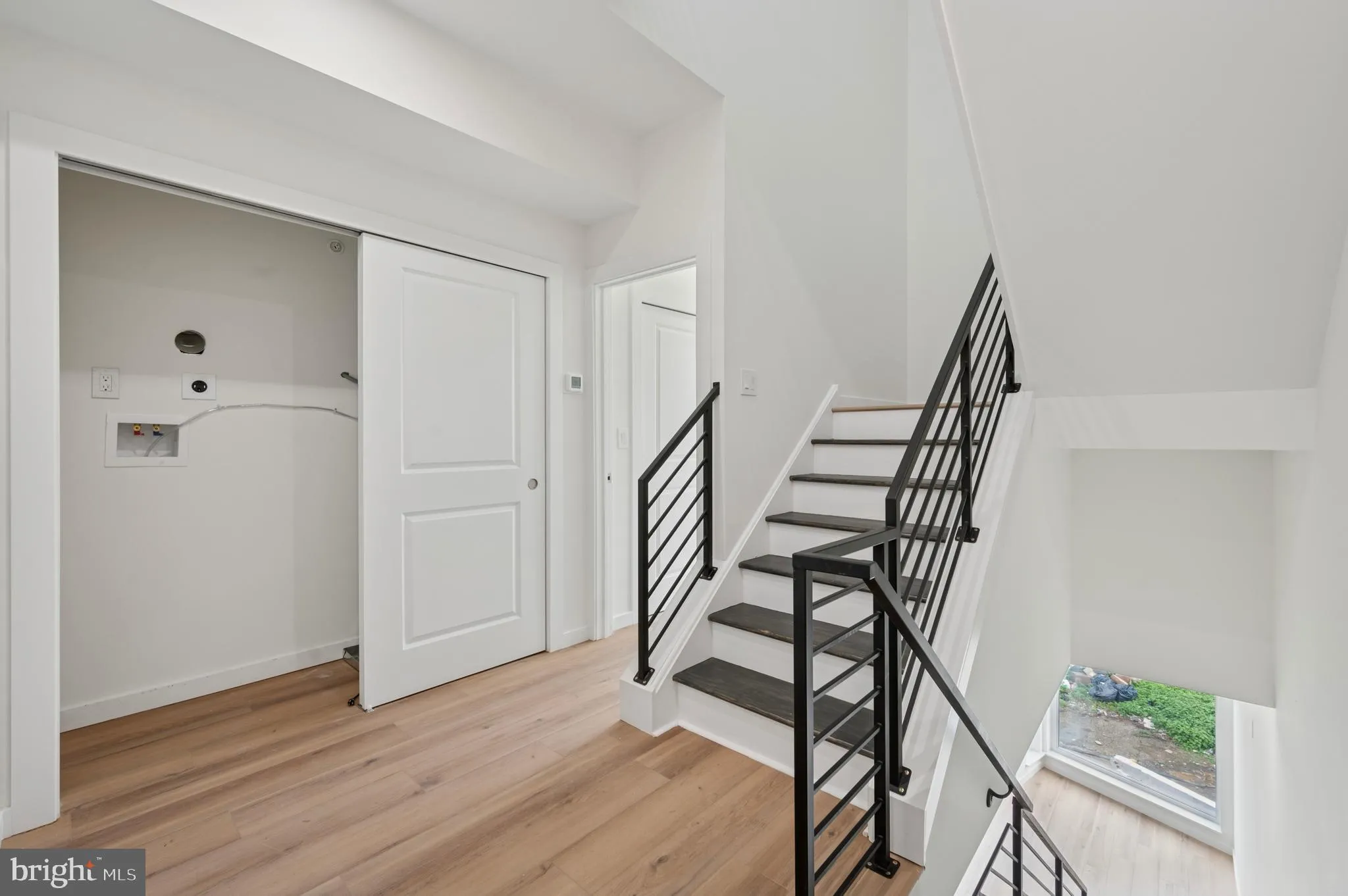 Philadelphia, Pennsylvania 19133, United States, 5 Bedrooms Bedrooms, ,Residential,Active,119569