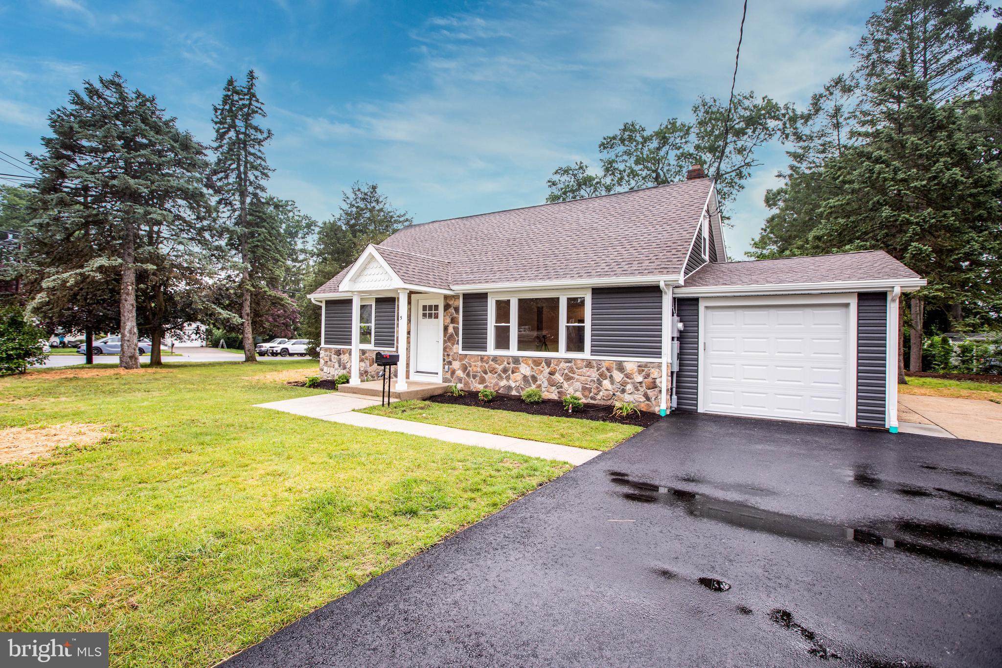 5 COLD SPRING ROAD
