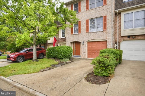 Townhouse For Sale - 8006 Broken Reed Court<br/> Frederick County, FREDERICK, MD 21701