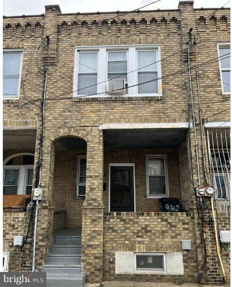 Townhouse For Sale - 942 Morton Street<br/> CAMDEN, NJ 08104